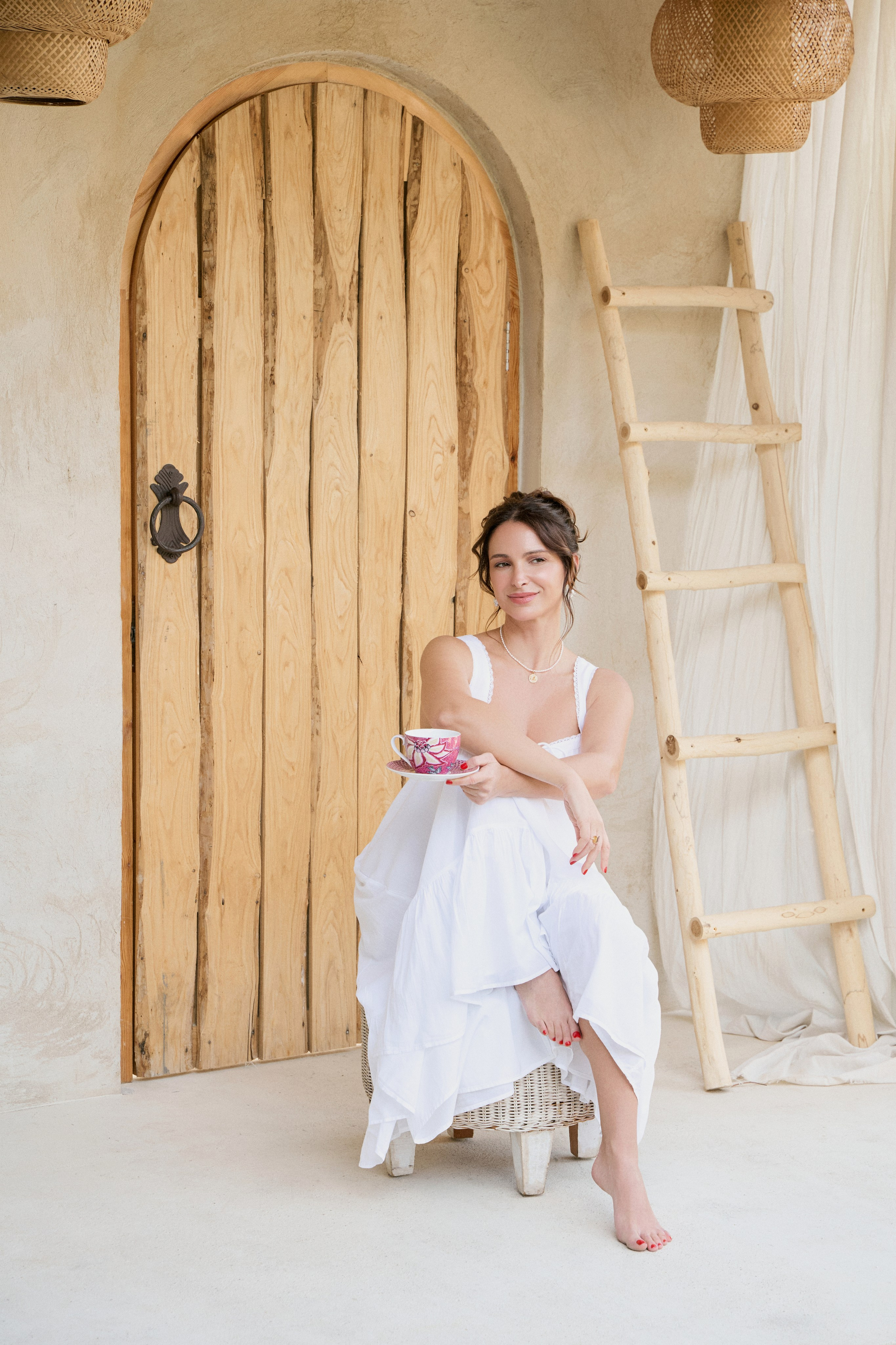 Эксперты. Привет