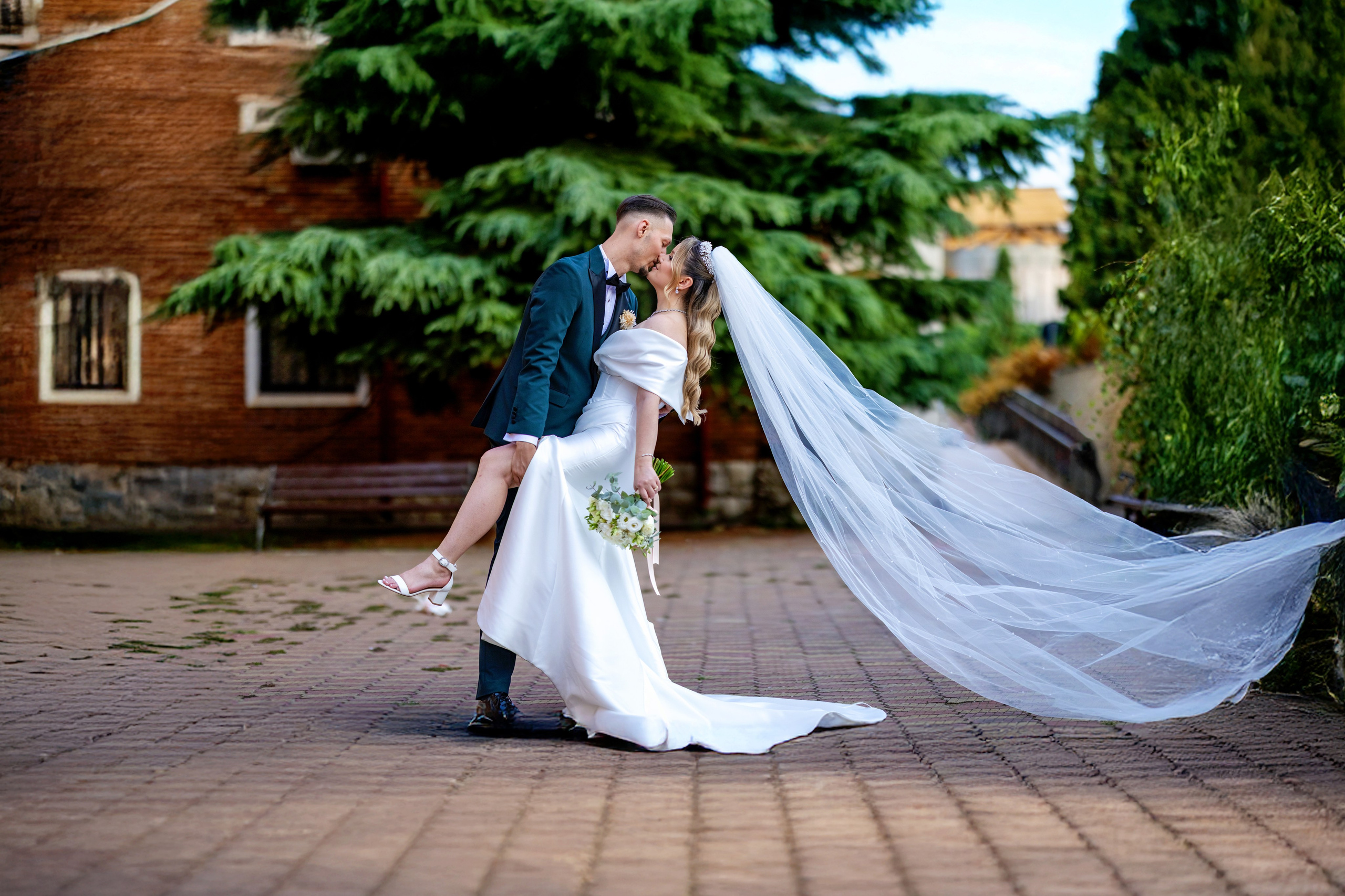 NUNTA. Moments By Gub