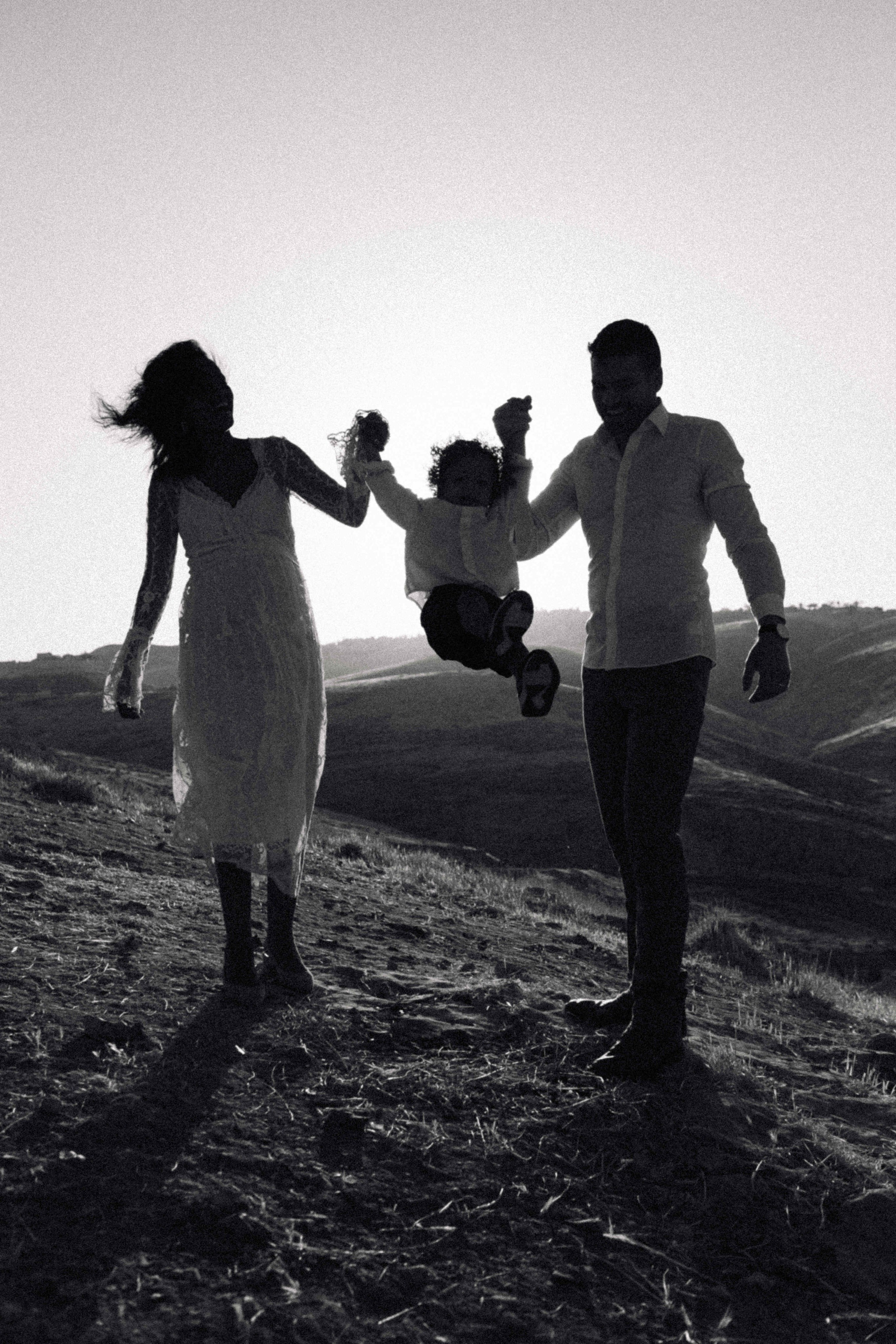 PHOTO SESSION IN THE DESERT NEAR MAALE ADUMIM. PHOTOGRAPHER IN ISRAEL