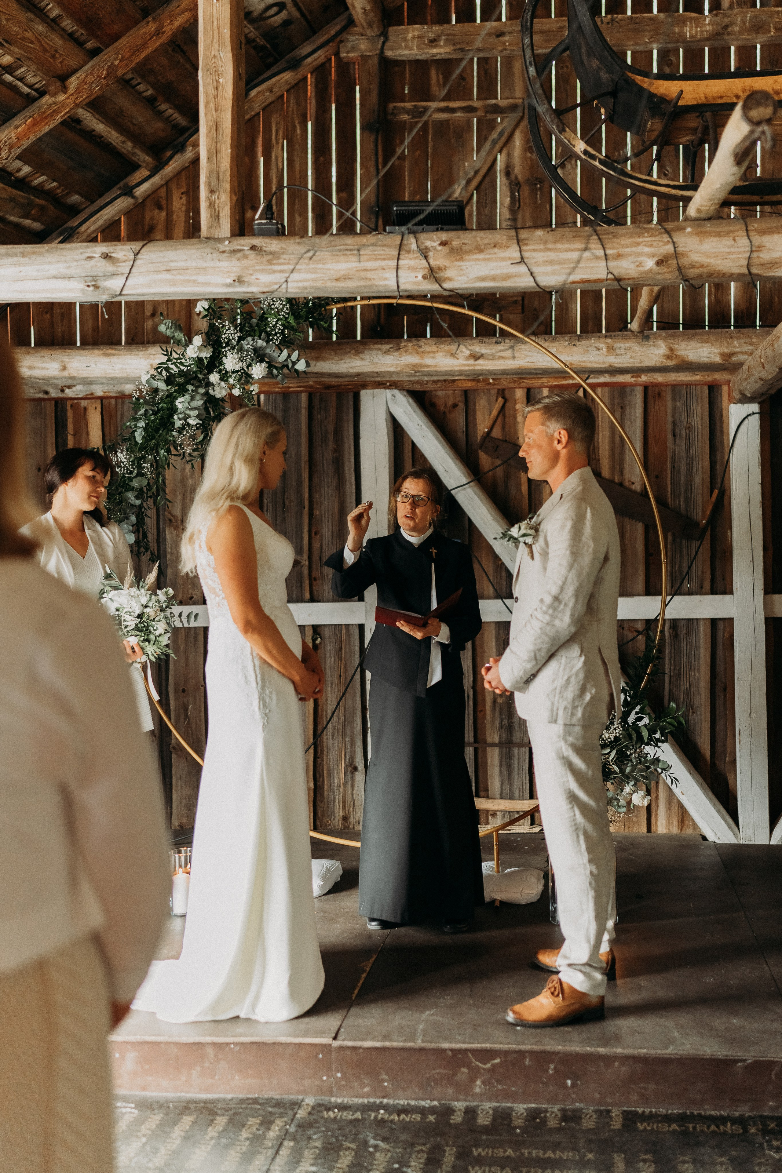 A&O. Wedding and potrait photographer in Helsinki Vickan O