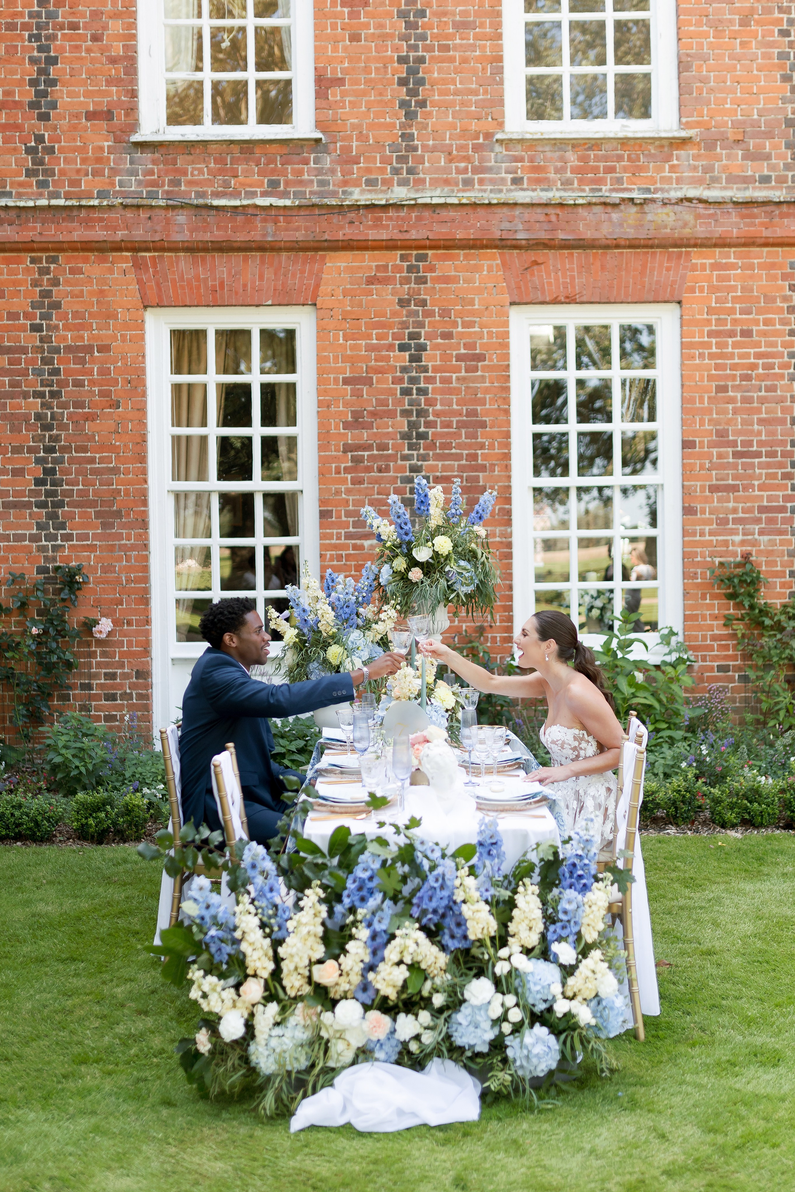 Regal Romance | Editorial Photoshoot at Gosfield Hall, London Estat. YES I DO PRODUCTION — Wedding photography&videography
