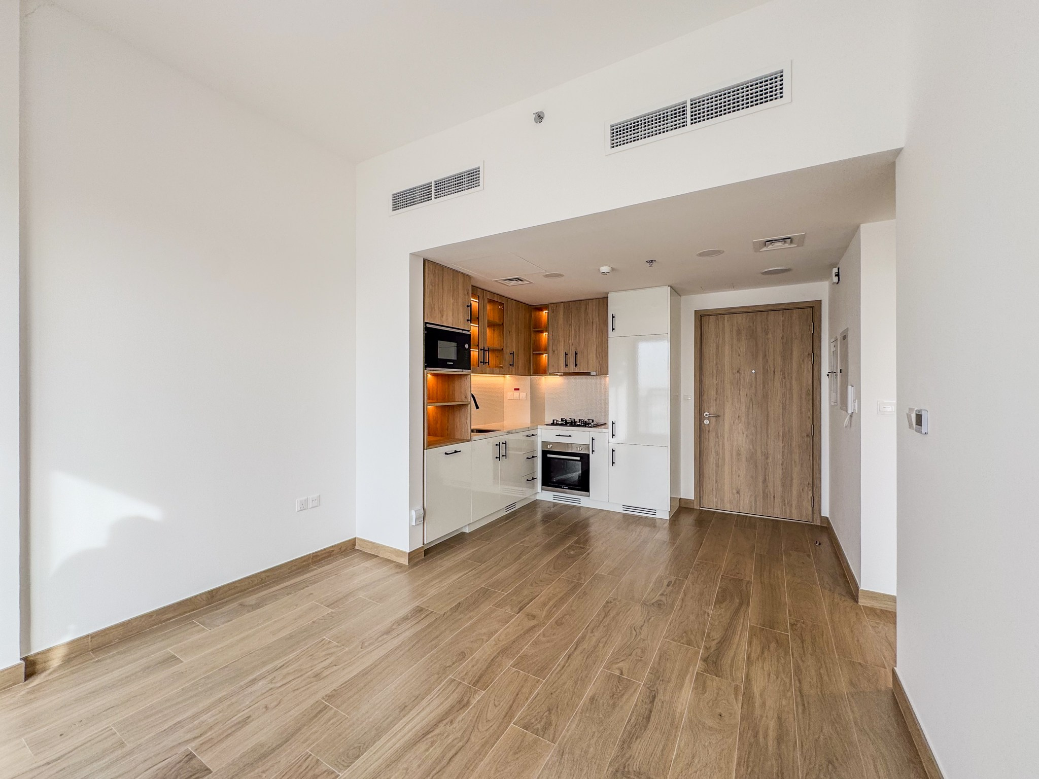 TownSquare. Zakhar Leshkov Photo