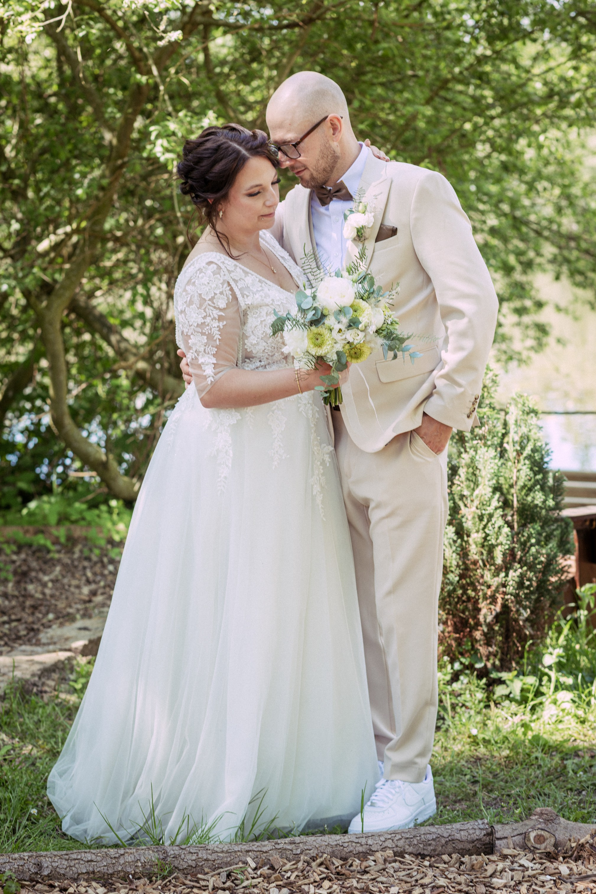 Standesamt Herford & Hücker Moor Teich – Natürliche Hochzeitsfotos & Emotionale & Reportagen. Hochzeitsfotografin in Gütersloh | Authentische Hochzeitsreportagen | TK Photographie