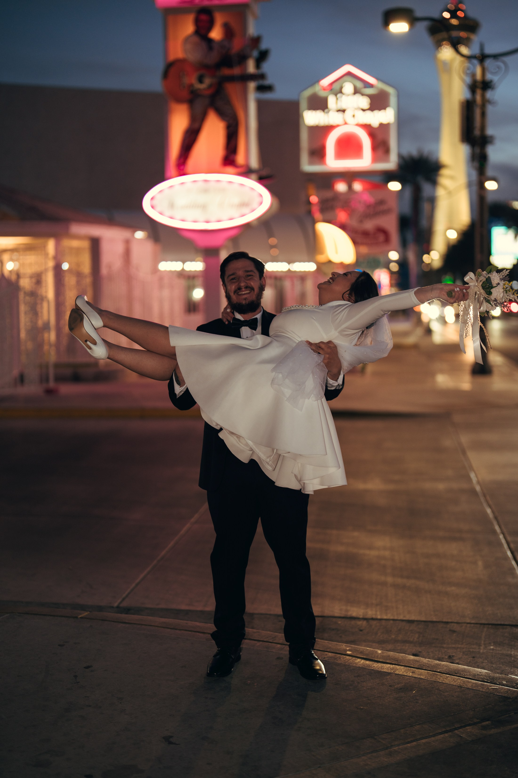 Elsa&Antony. Wedding & elopement photographer Viktoriya Kravtsov. Las Vegas