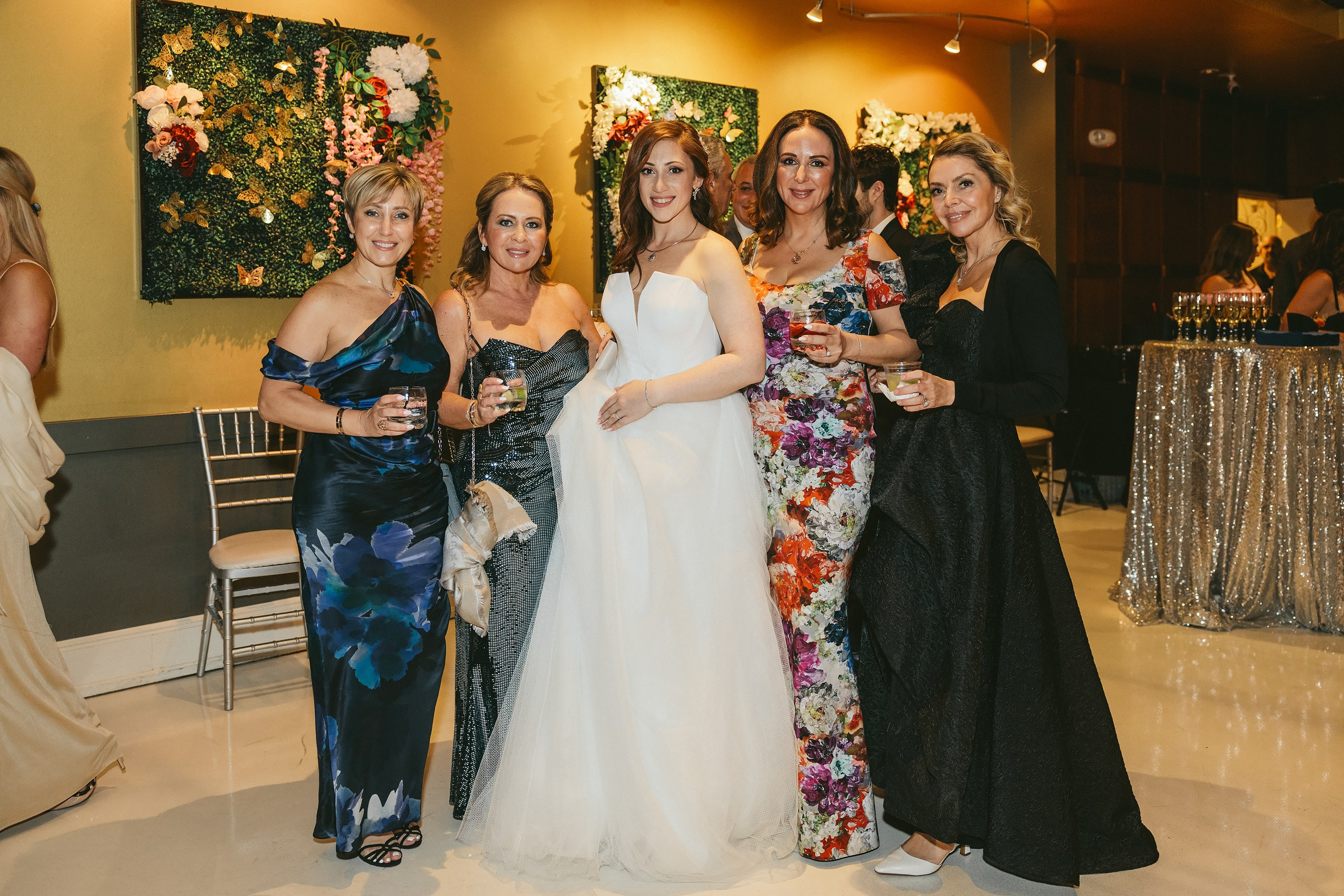 06.08.2025 Wedding. Wedding family event photographer in Chicago Nick Yushevich