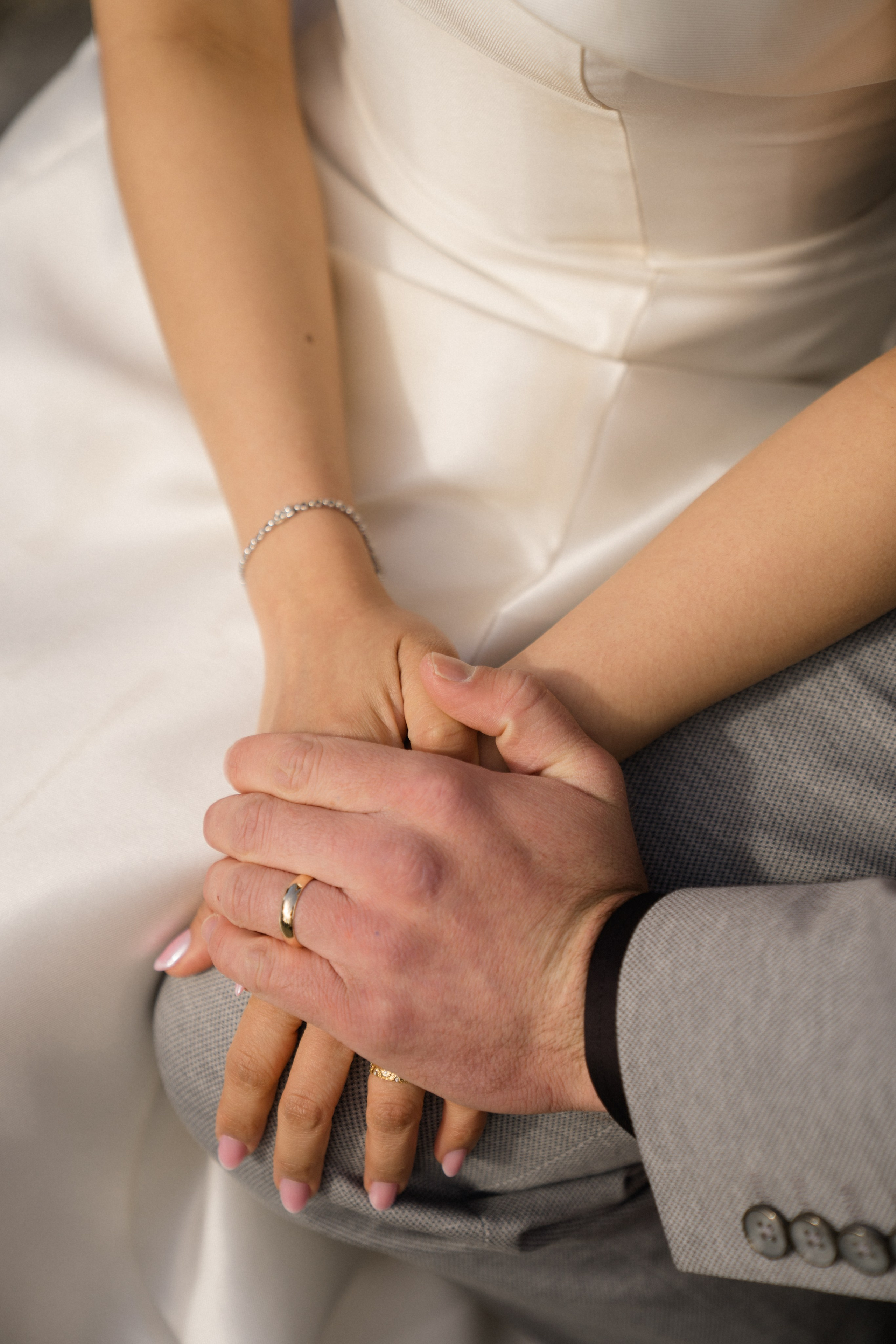 Aongas & Yannie. Wedding and family photographer Ireland