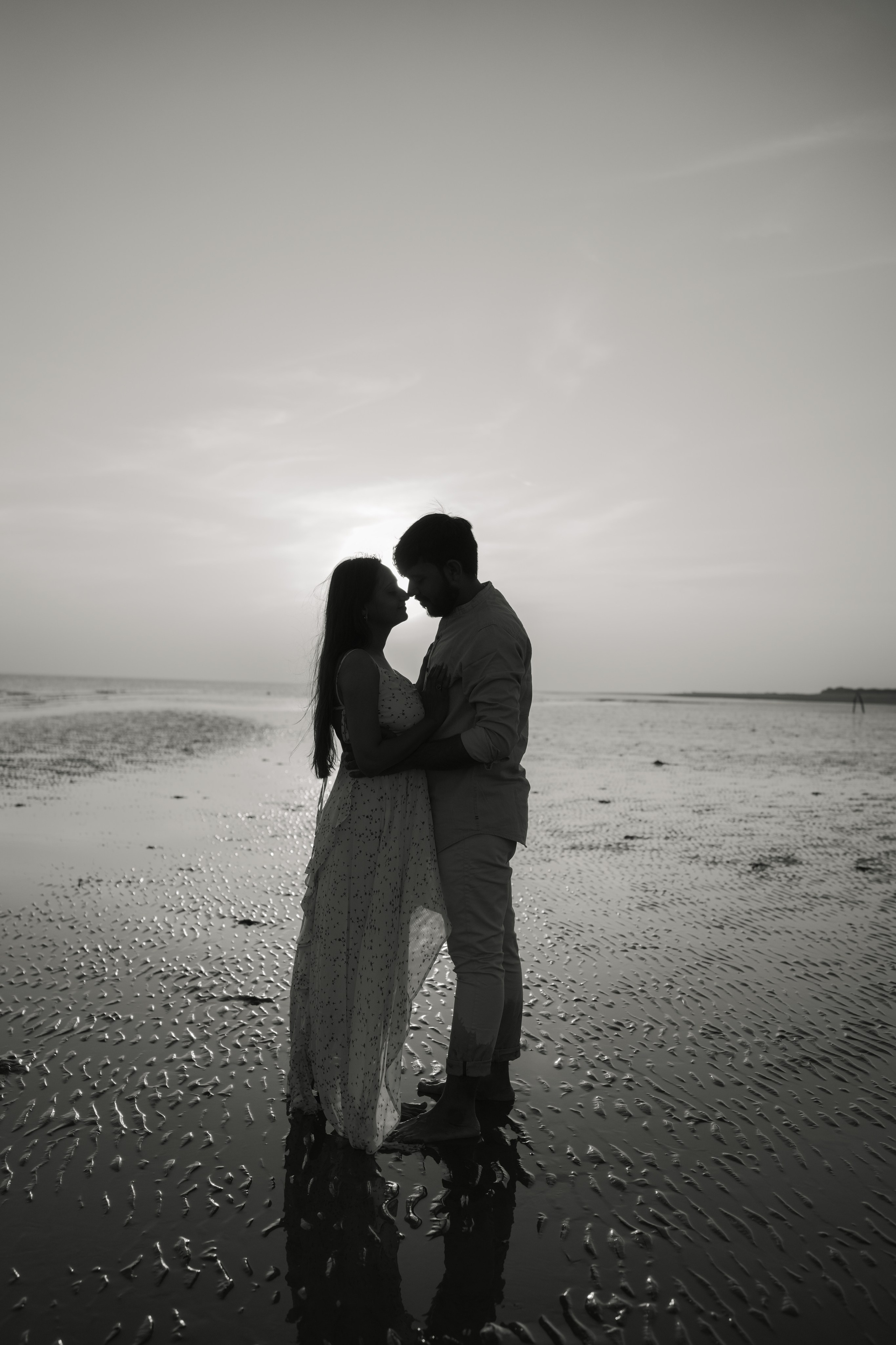 COUPLE SESSIONS. Love Emotions Weddings