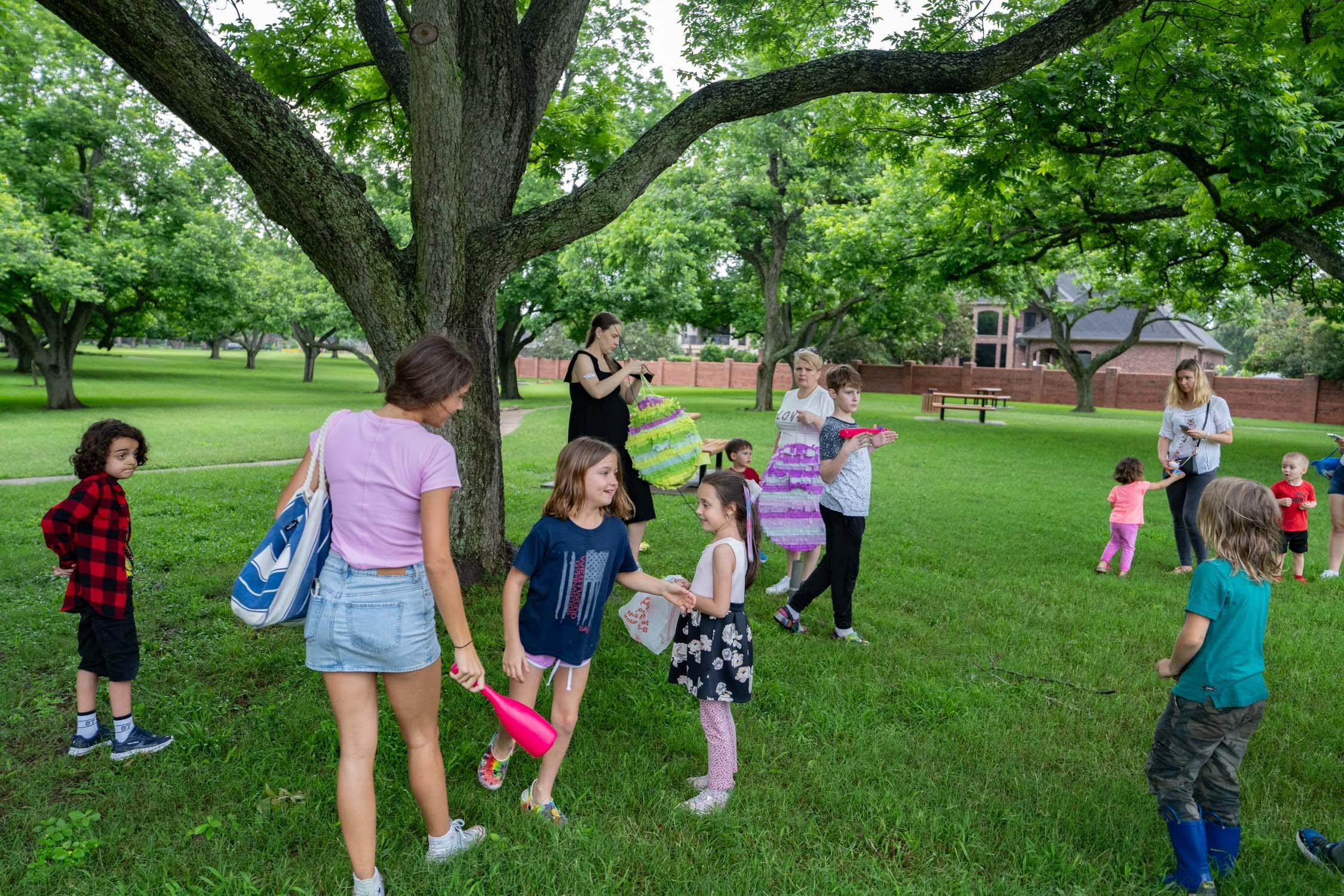 Easter picnic. Photographer Irina Kozhemyakina. Houston