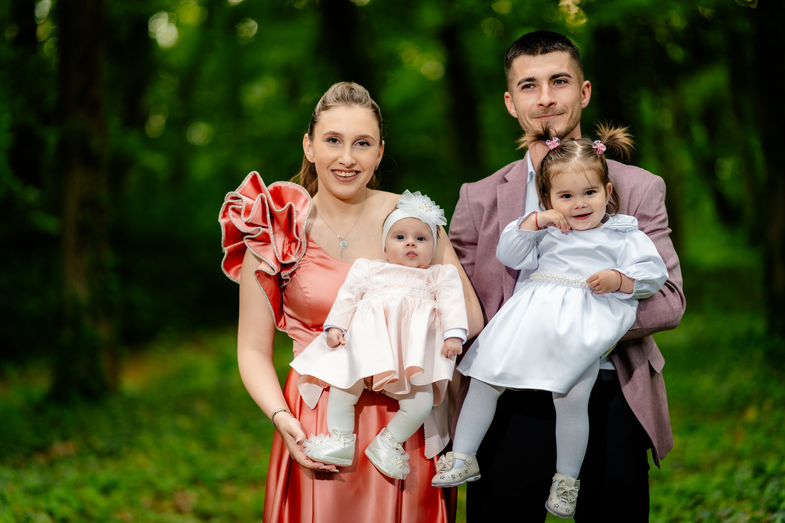 fotograf botez Miruna Parascheva, fotografie botez Botoșani, fotograf Alin Chirilă, amintiri botez, fotografii botez, botez Miruna Parascheva, fotograf copii, fotografie botez în Botoșani-alt="botez Miruna Parascheva, fotografie botez Alin Chirilă, amintiri botez, fotografii emoționante botez Botoșani"-- fotografii-botez-bebelus- amintiri-botez-micuț- moment-sfânt-crestinare- fotografie-emotionanta-botez- detalii-botez-bebelusi- parinti-fericiti-la-botez- fotograf-botez-profesionist- botez-in-biserica-ortodoxa- micuț-botezat-cu-emoție- zâmbete-și-lacrimi-la-botez- bebeluș-la-cristelniță- decor-botez-colorat- botez-cu-dragoste-și-credință- emotie-pura-la-botez- fotograf-botez-botosani- botez-iasi-suceava-fotograf- amintiri-nepretuite-botez