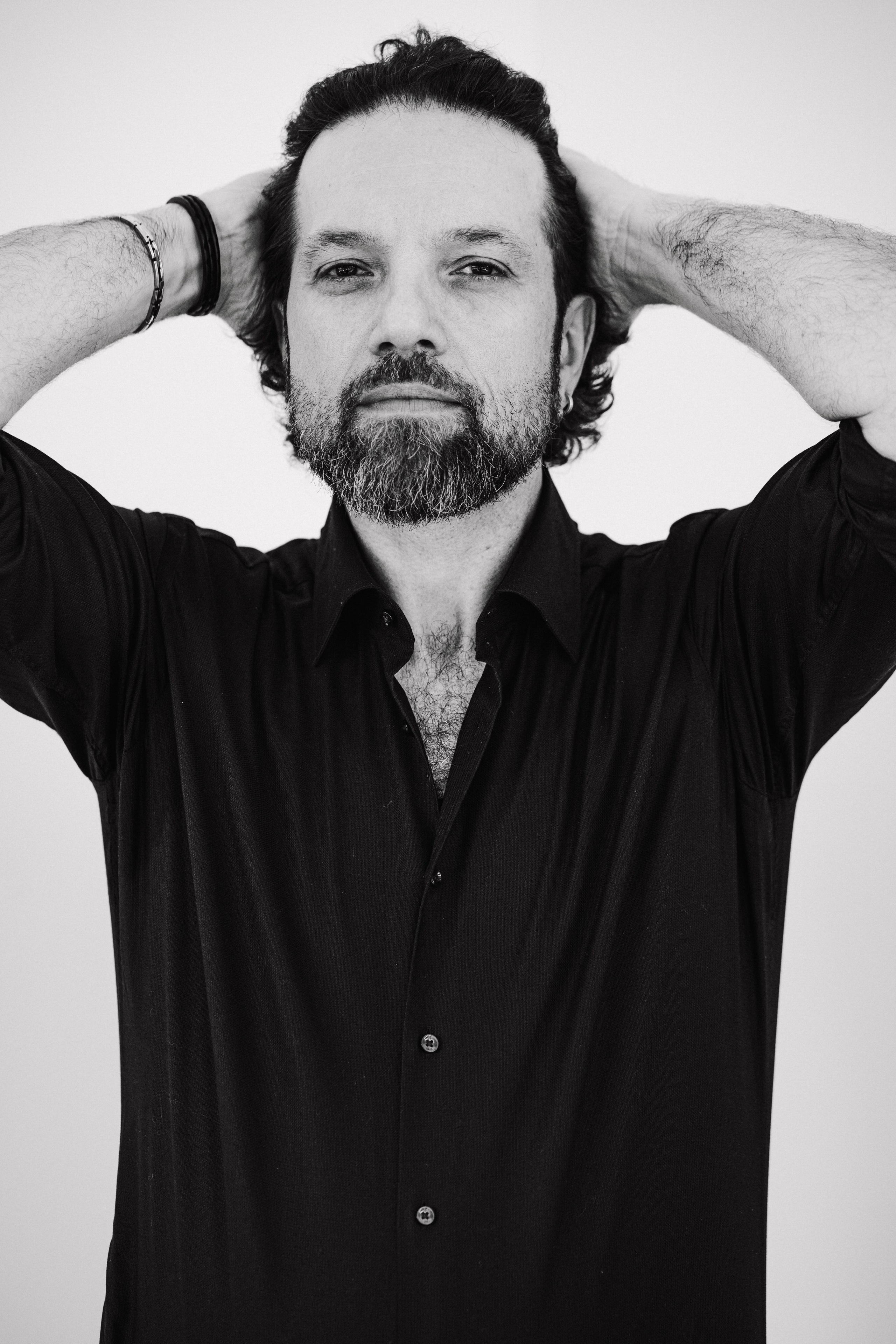 MIRKO ROSCHKOWSKI. Portrait photographer in Germany and all over Europe Mischa Blank