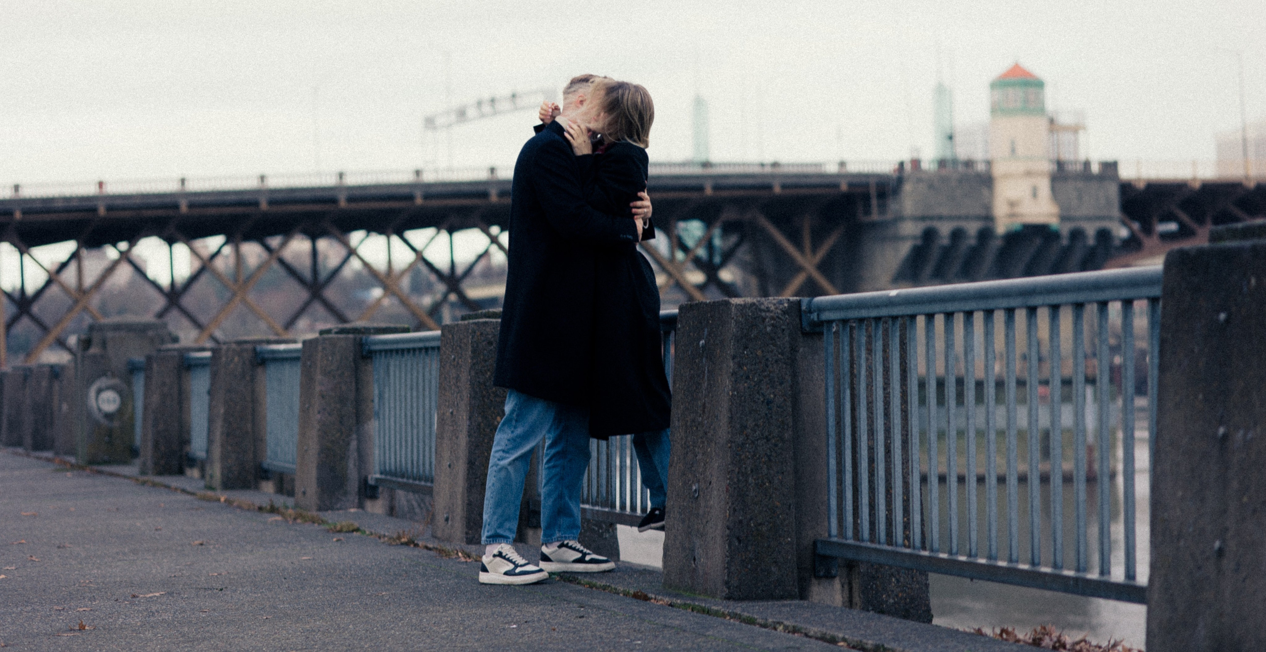 Cinematic. Family photographer Oregon — Washington