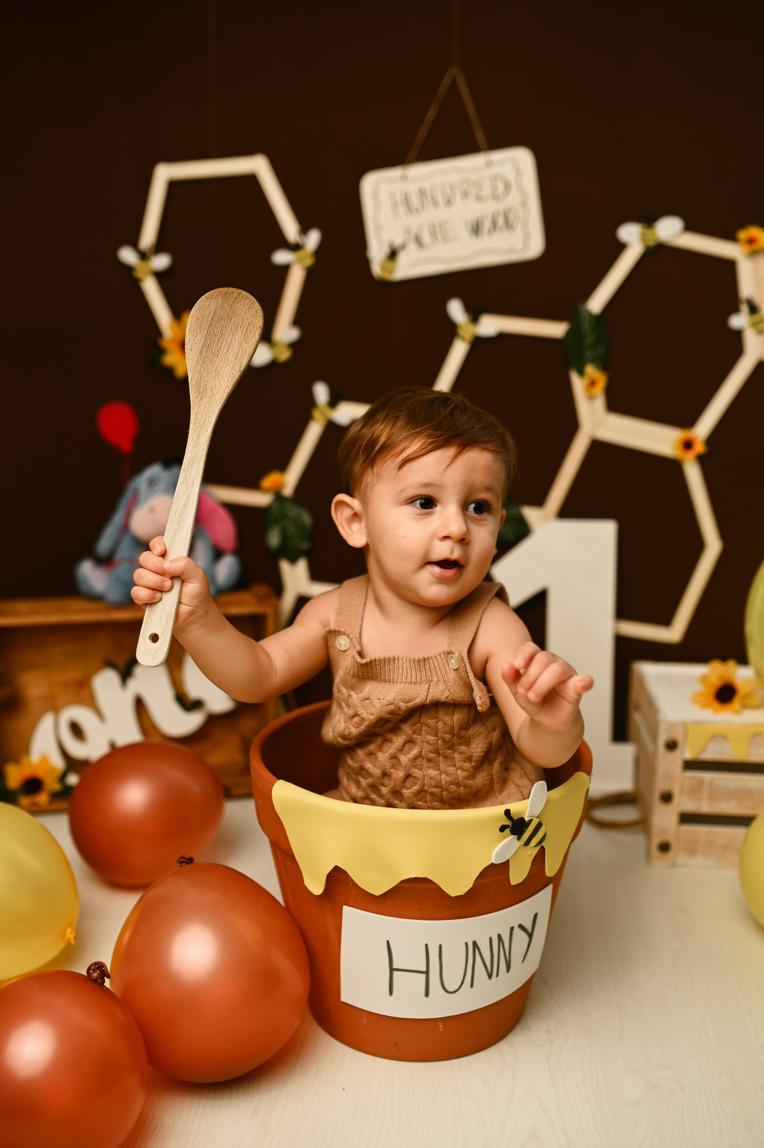 Cake Smash Photoshoot. WELCOME