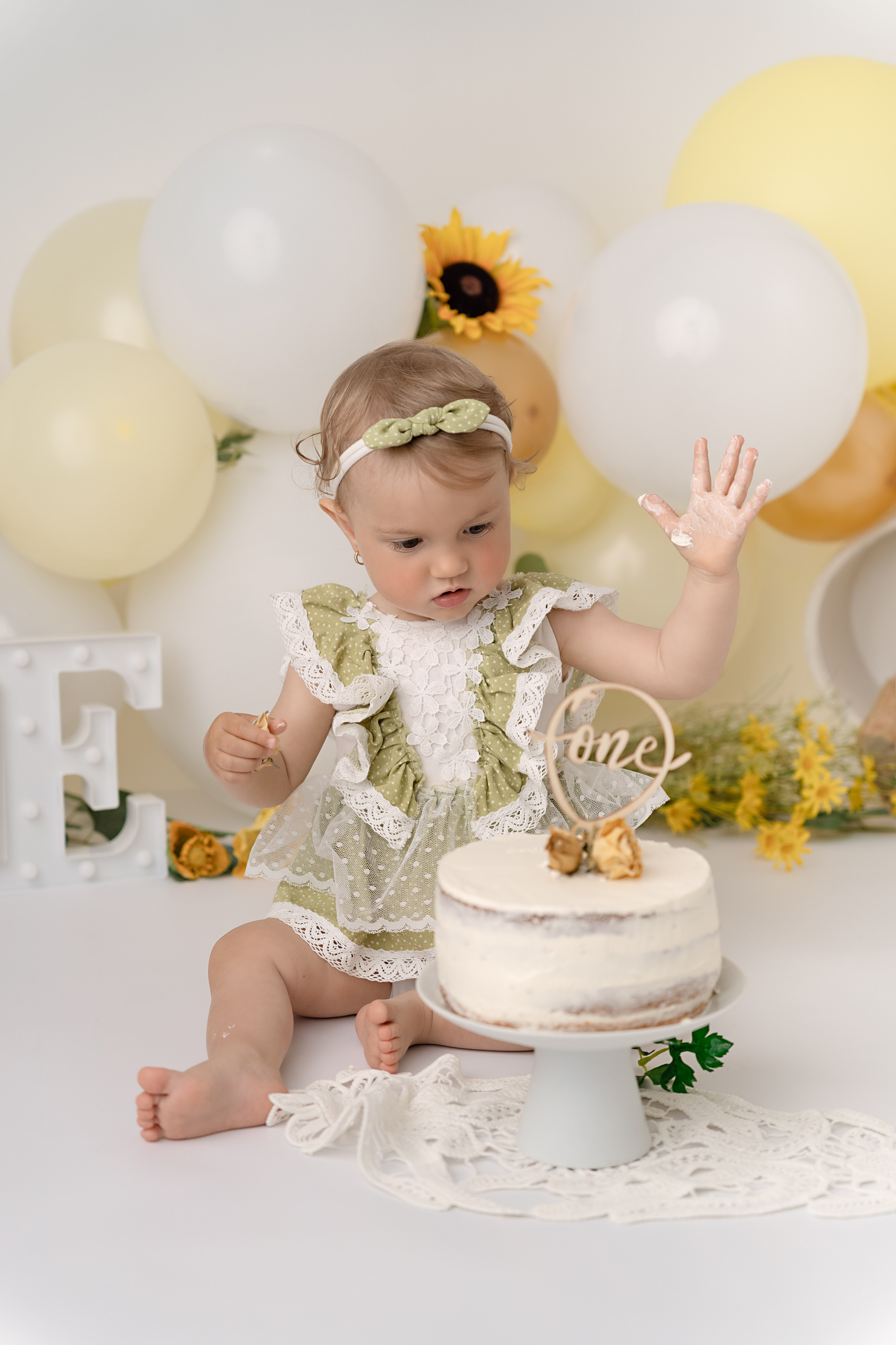 Smash the cake. Fotograf maternitate, nou-născuți și familie în Cluj-Napoca | Roxana Rusu