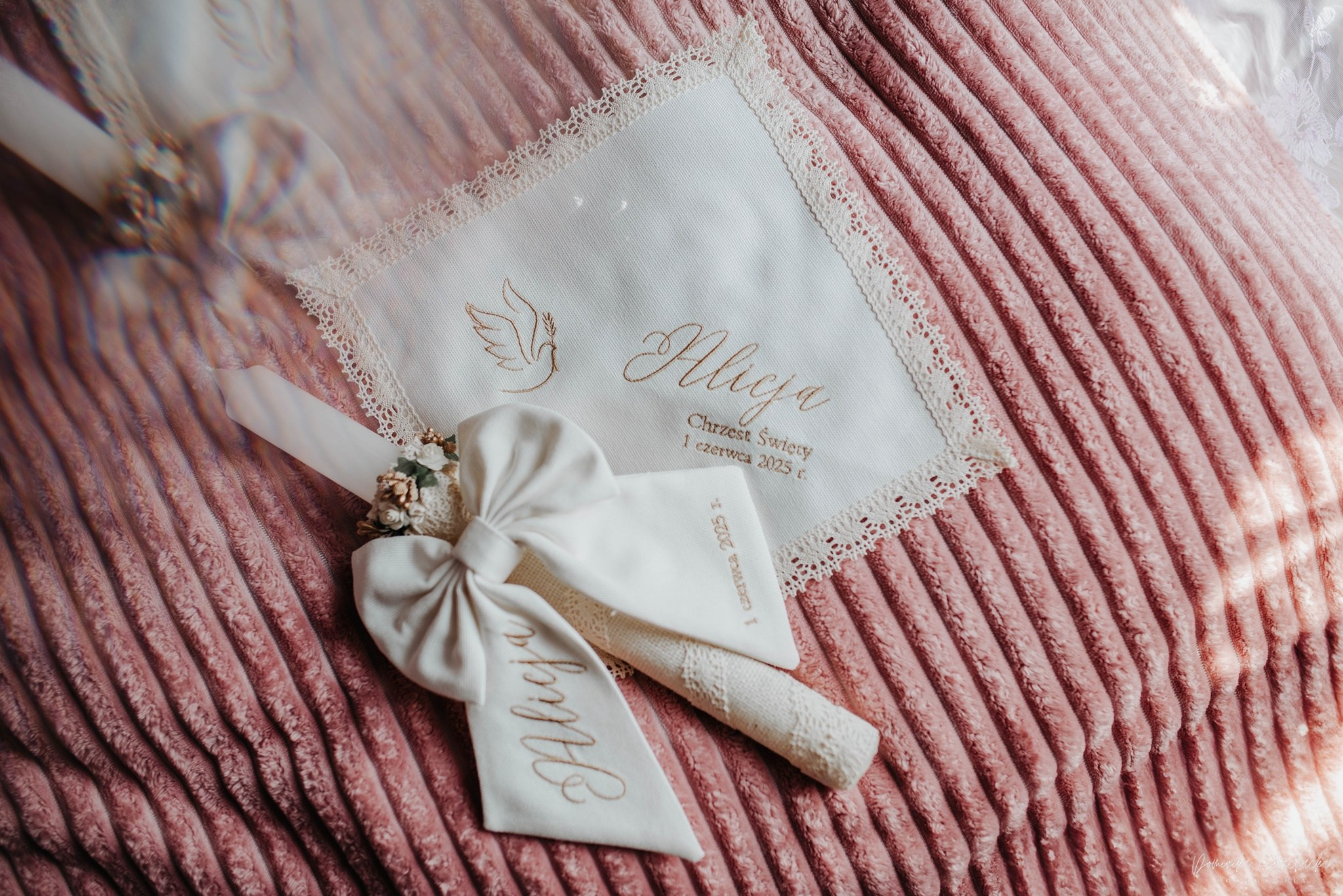 Chrzest Święty Alicji. Dominika Strachacka Fotografia | Fotograf ślubny i rodzinny Opole Lubelskie Lublin