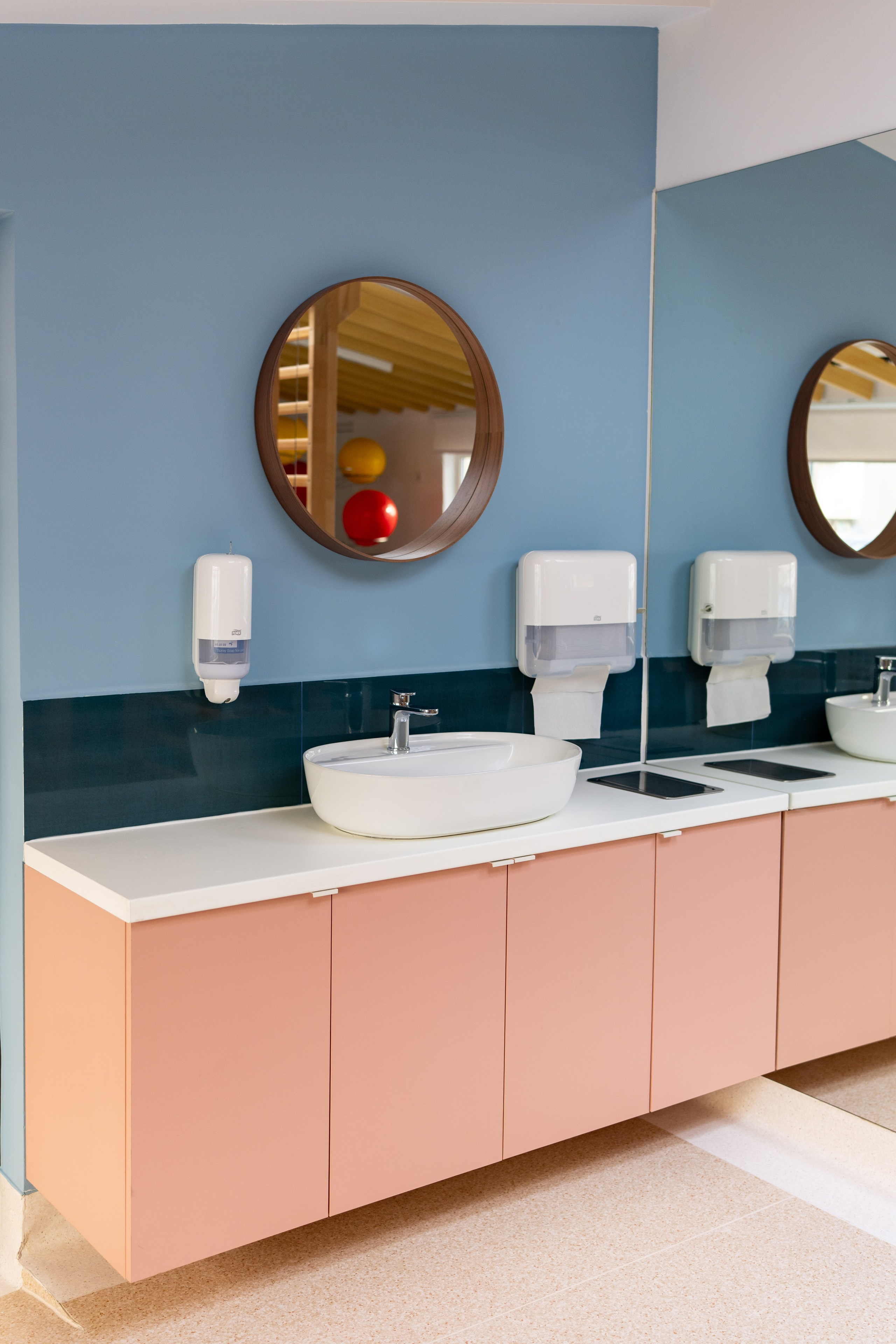 Fotografie Imobiliară Profesională | Birouri & Spații. Fotograf Corporate Business