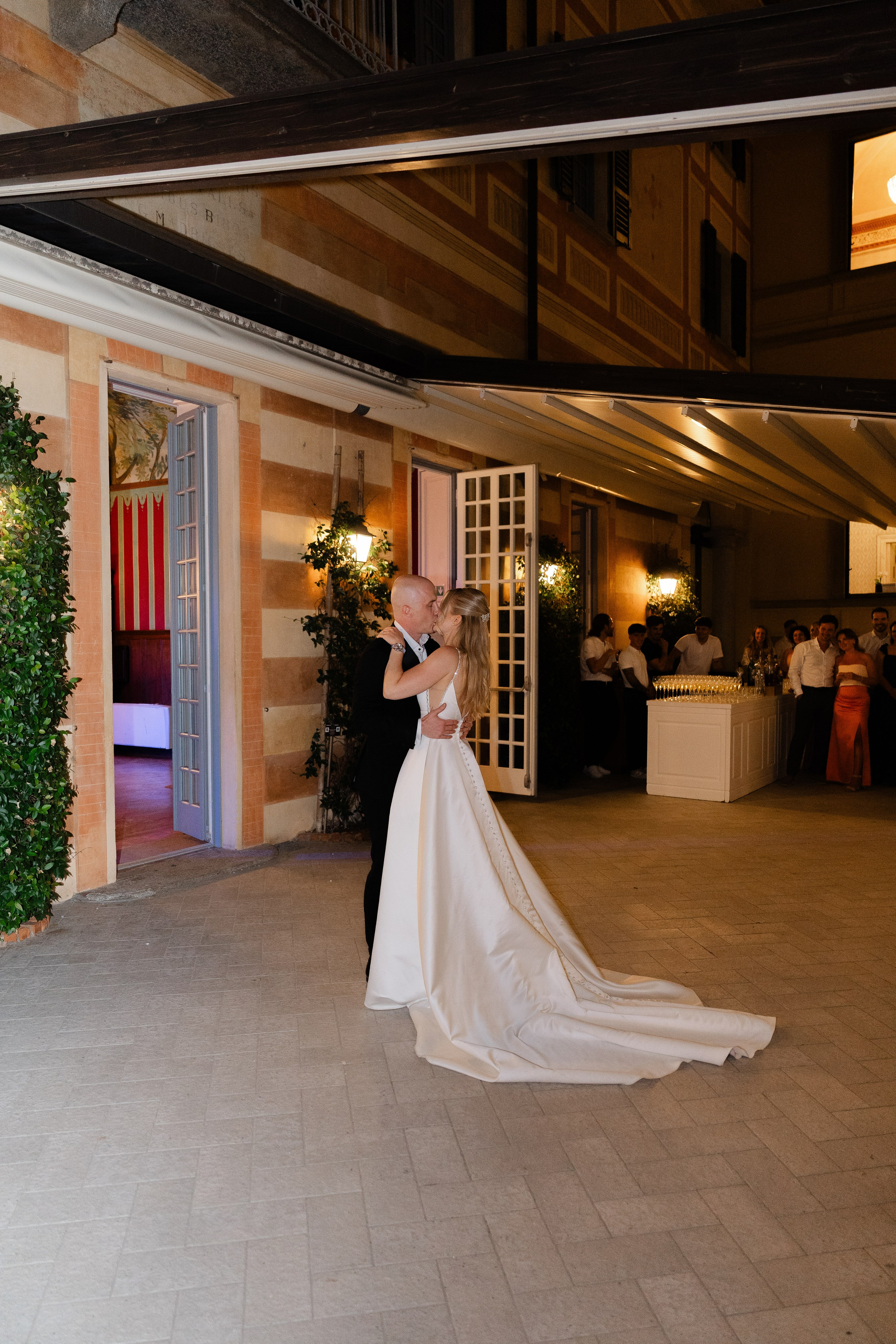 SIMONA AND SERDJIO_VILLA CIPRESSI_LAKE COMO. PHOTOGRAPHER IN ITALY