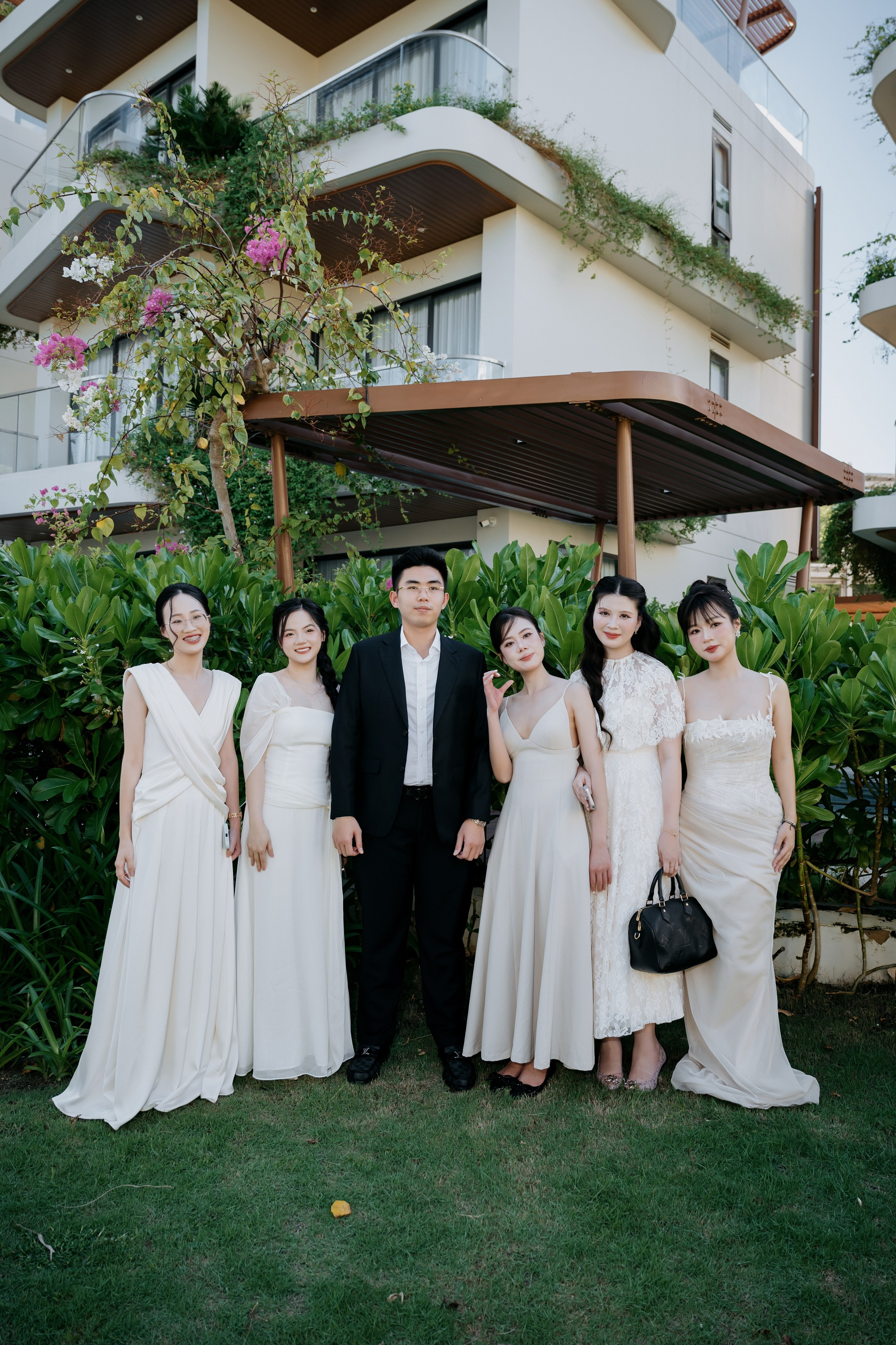 DUC HOANG & HUONG ANH / The Vows. Saigon Wedding Present | Art Beyond Moments