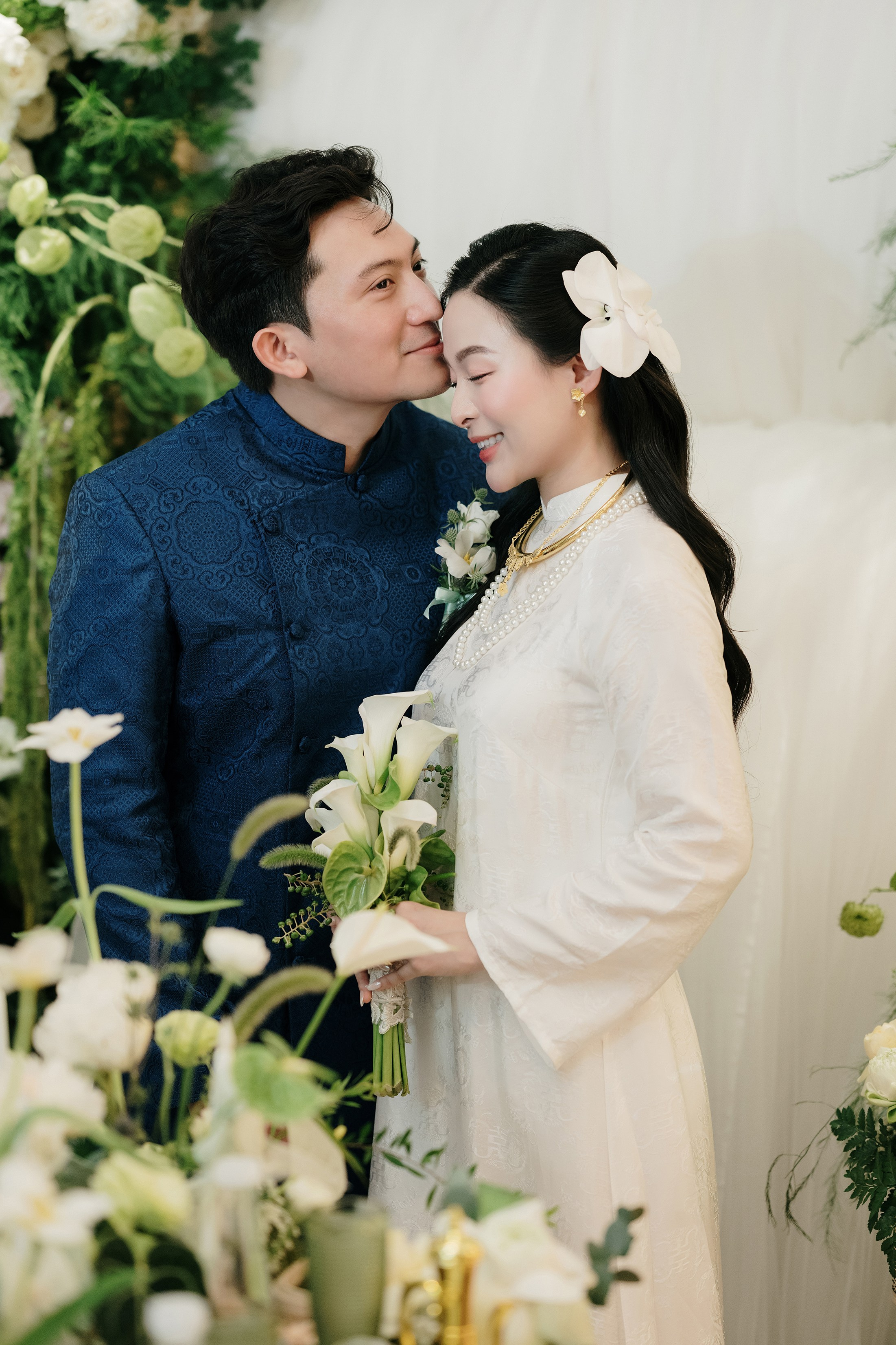 Engagement | NHI + LUAN & LINH + QUY. Saigon Wedding Present | Art Beyond Moments