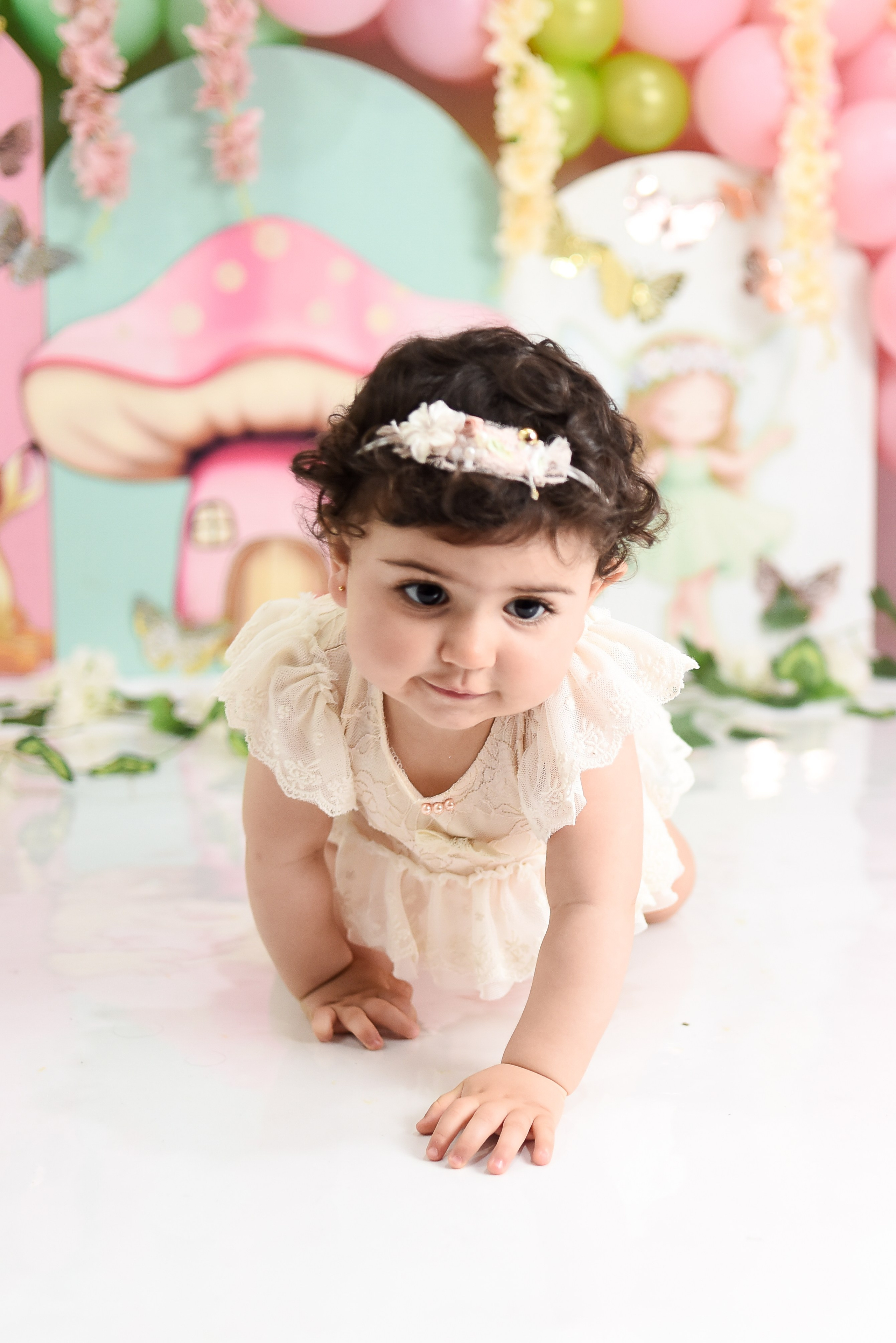 Sesión 1er año de Aliss. Temática: Bosque encantado. Fotografo de casamiento en misiones y fotógrafo de familia  Posadas