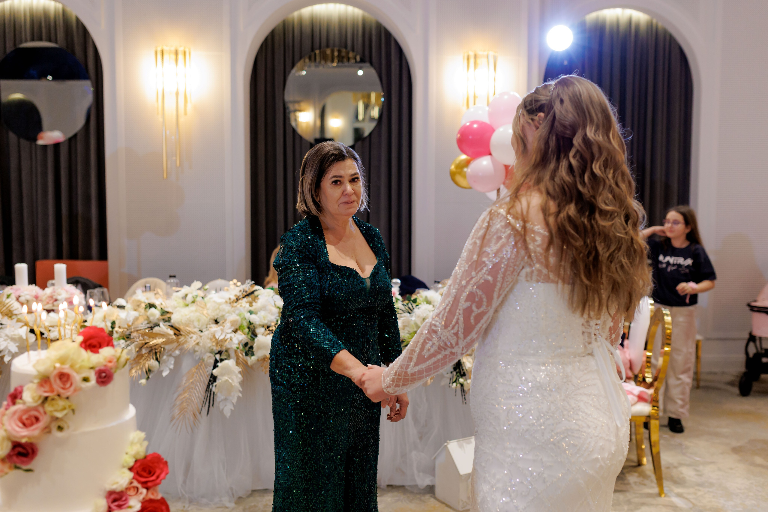 Povestea voastră, regizată de noi |Cristi Turculet Videograf Nuntă Suceava | wedding highlight. Servicii foto-video profesionale, pentru momente de neuitat