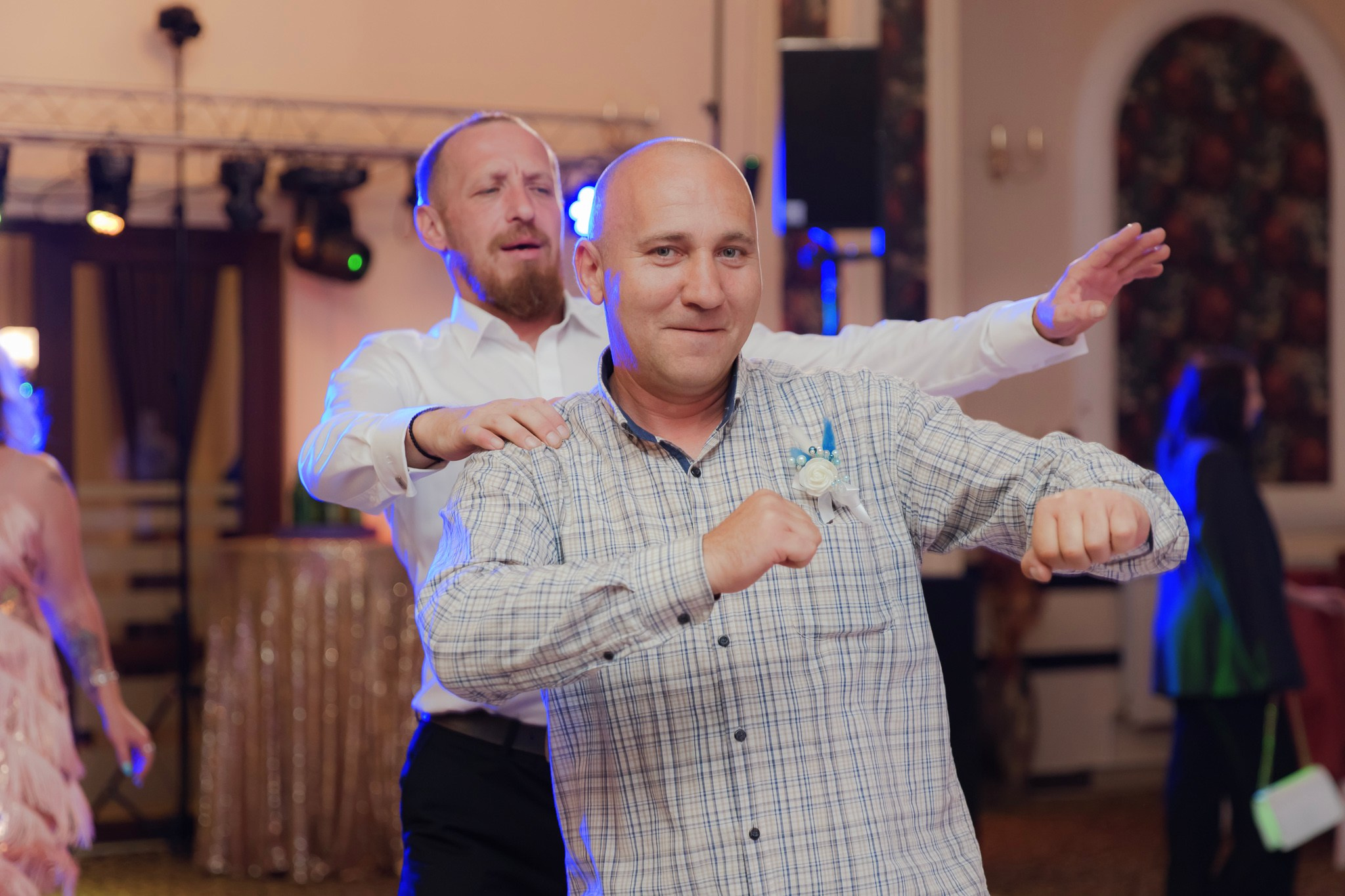 Mihai & Oana. Servicii foto-video profesionale, pentru momente de neuitat