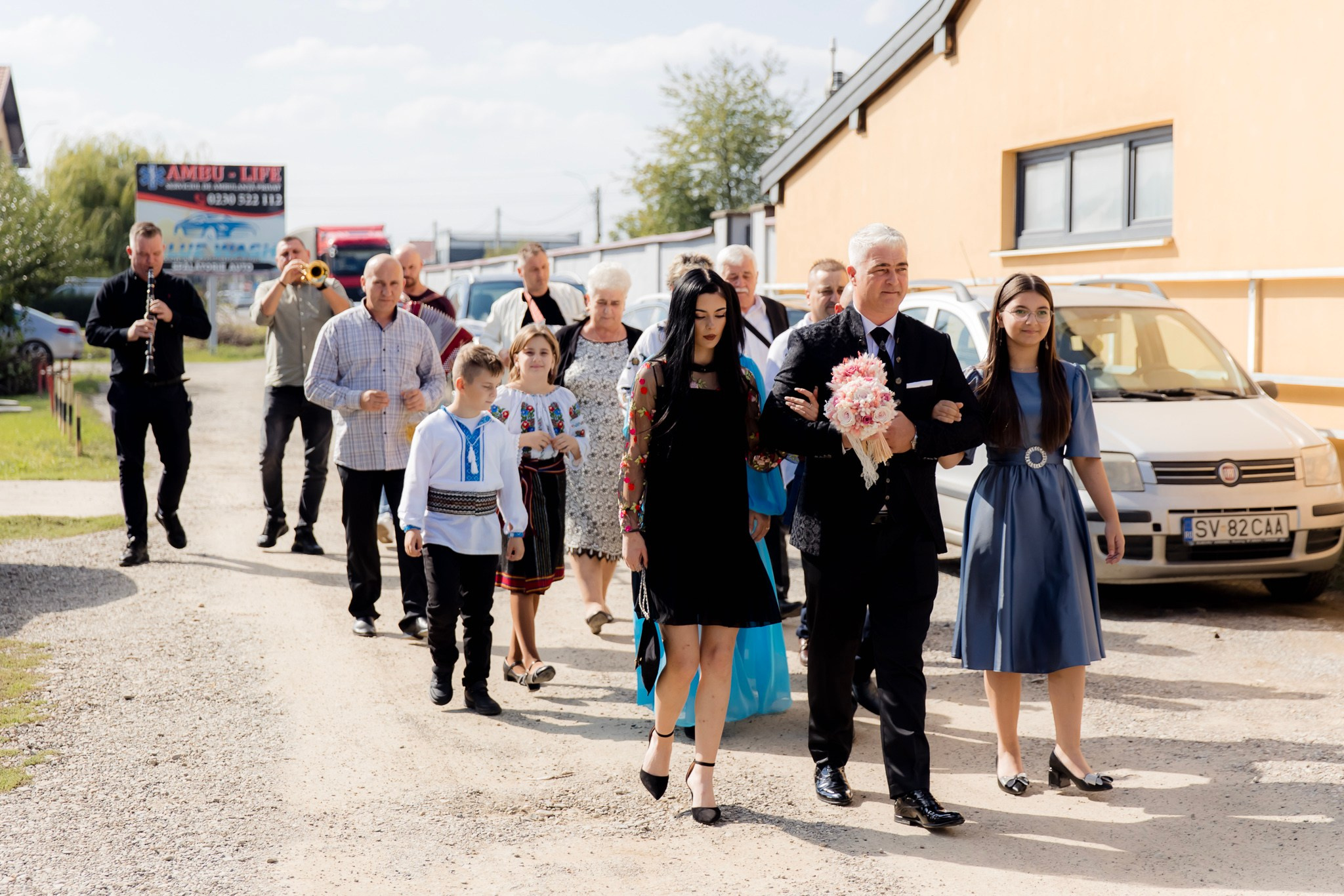 Mihai & Oana. Servicii foto-video profesionale, pentru momente de neuitat