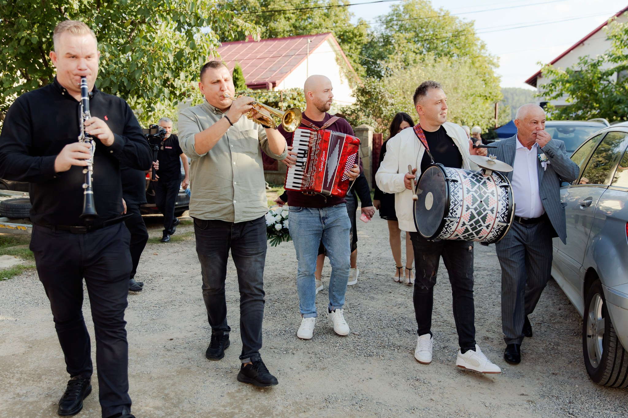 Mihai & Oana. Servicii foto-video profesionale, pentru momente de neuitat