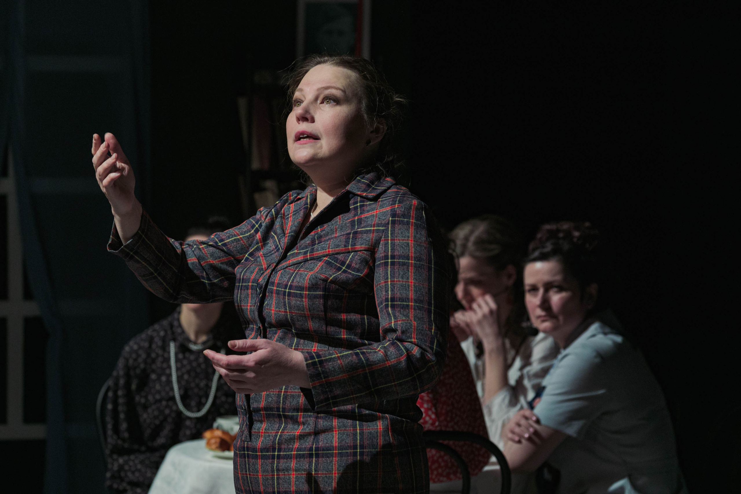 Спектакль "У войны не женское лицо" НМДТ "Образ", 2024 г. Фотограф: Адмакина Дарья