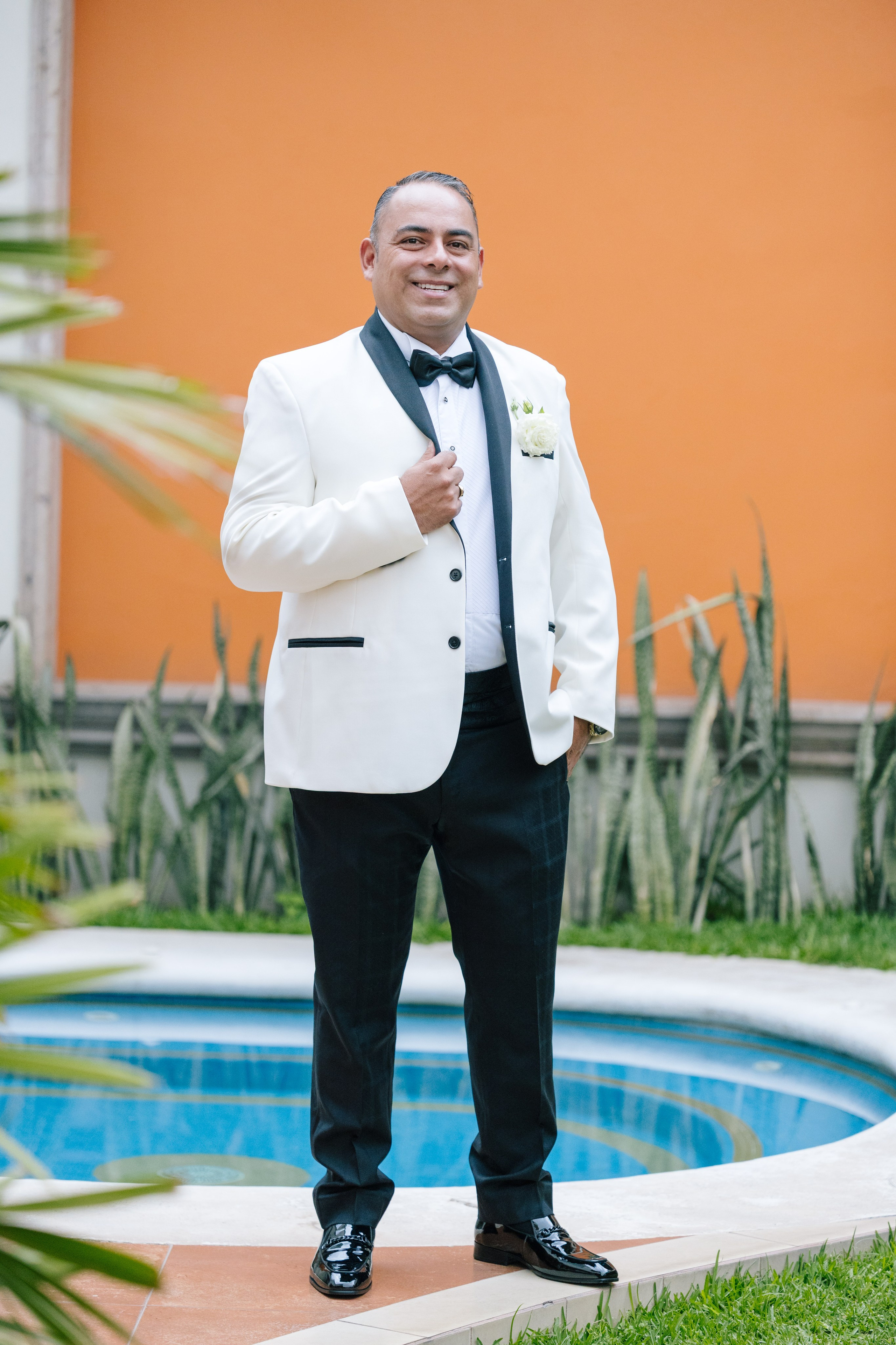 Alejandra y Salvador. Principal