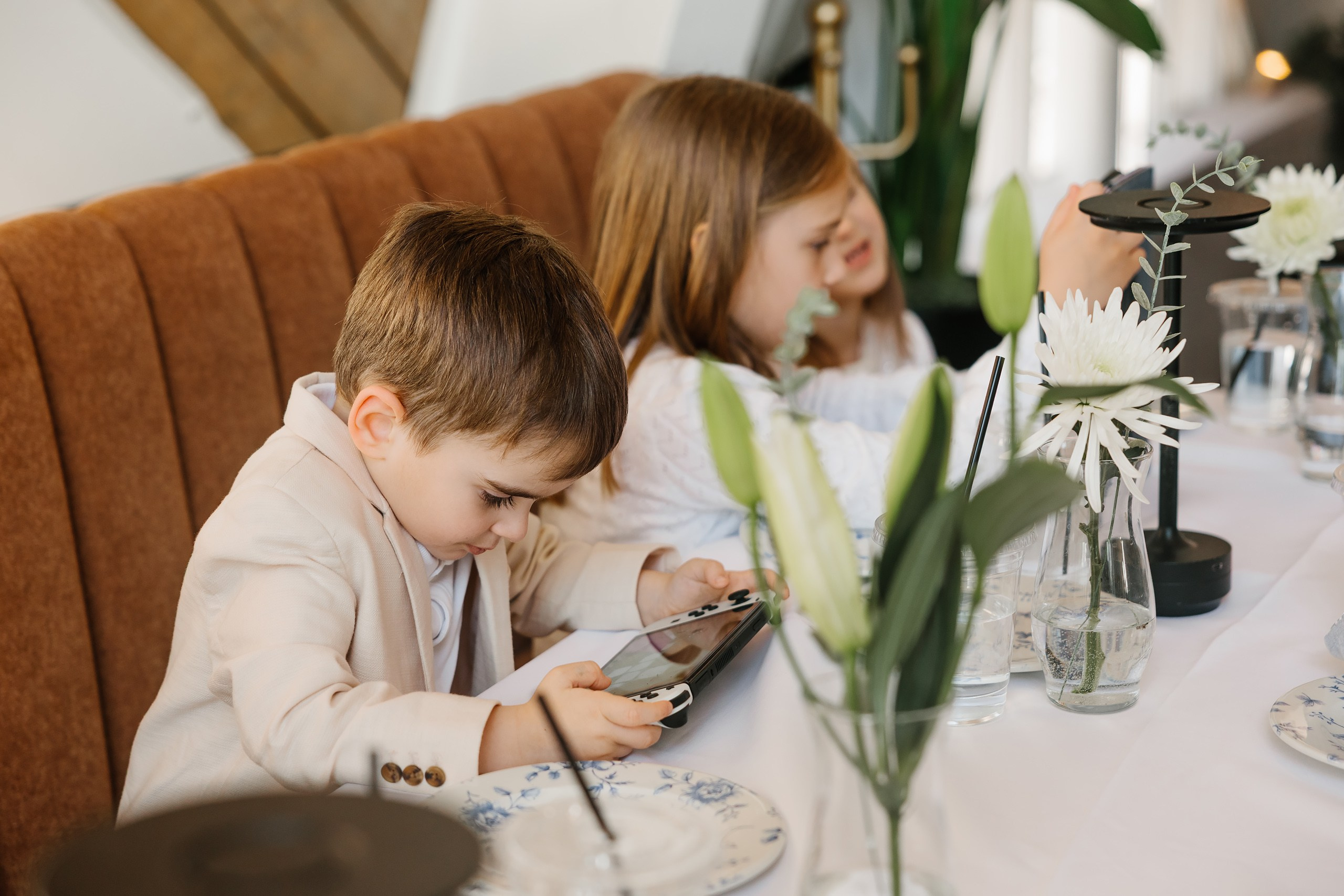 04.27.2025 Wedding. Wedding family event photographer in Chicago Nick Yushevich