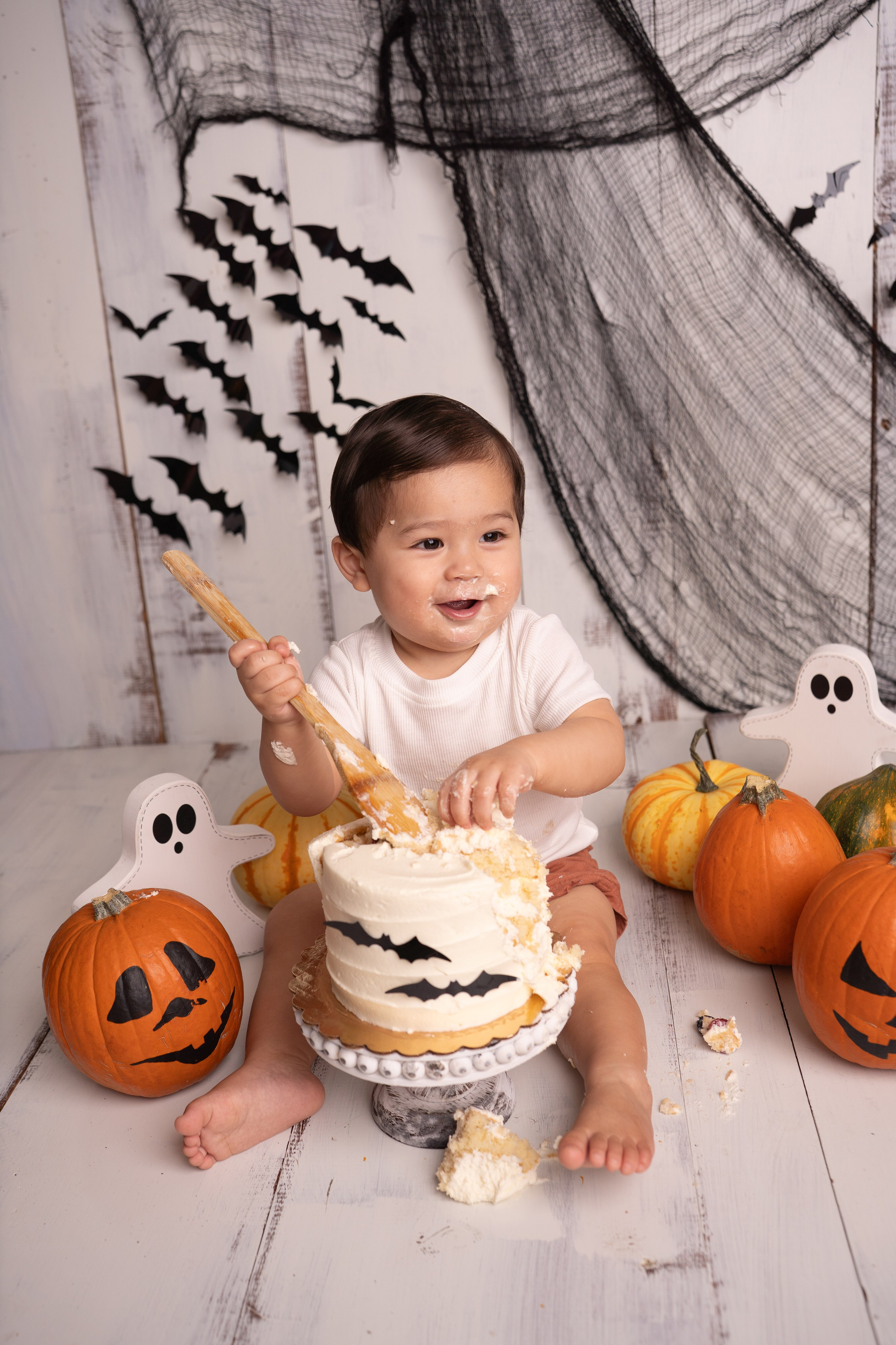 Cake Smash. Maternity, family and newborn photography in San Francisco Bay Area