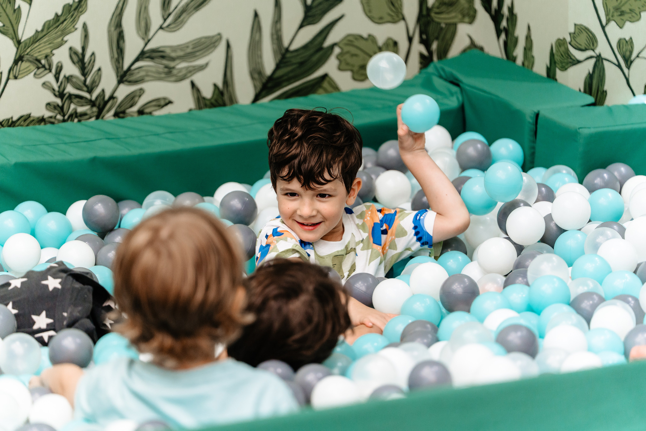 Aniversare Amira. Foto Studio — Fotograf de evenimente, nunti, botezuri, portrete