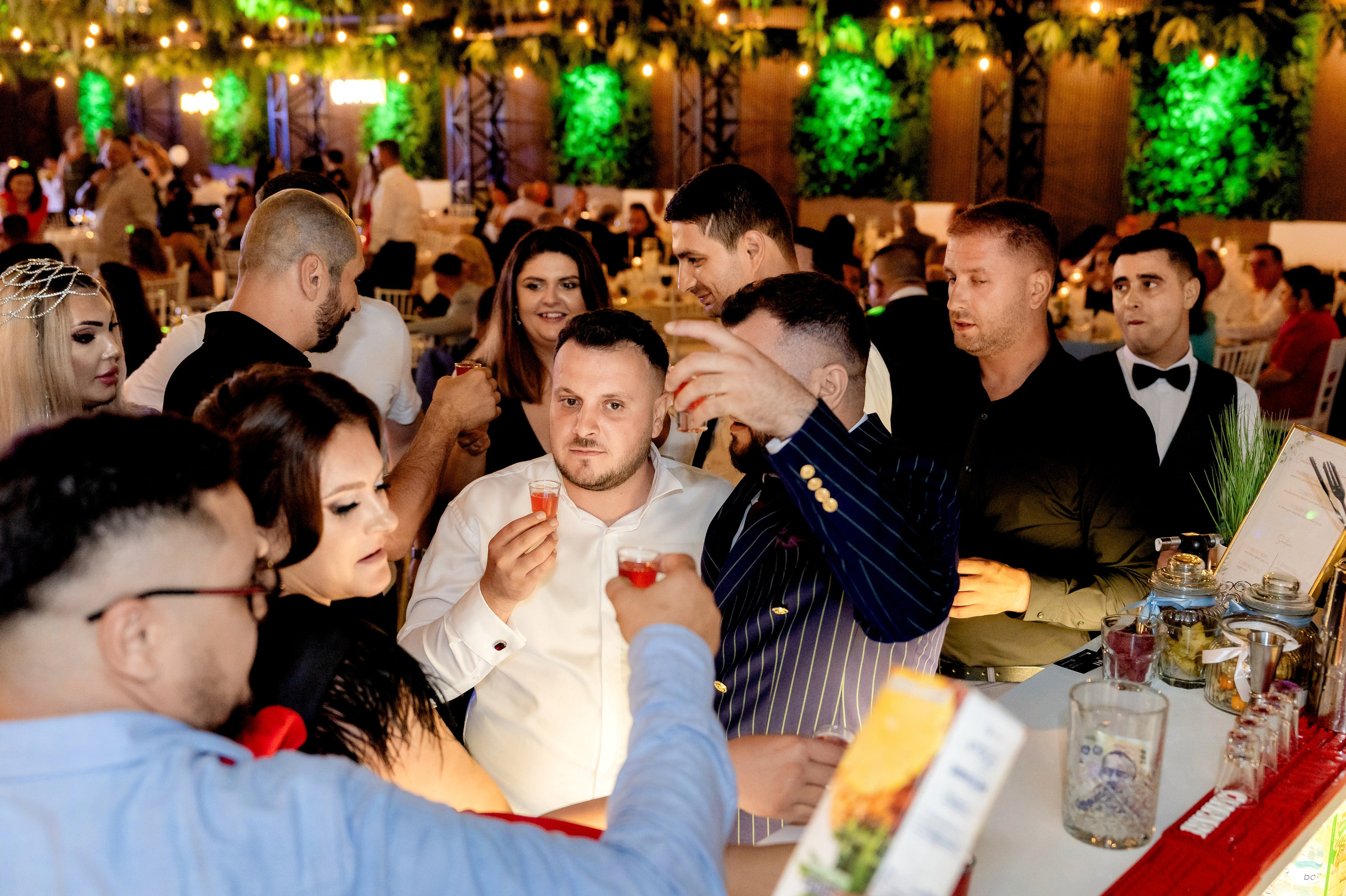 Laura si Felix - Nunta la Domeniile Saftica. Fotografi de nunta in Bucuresti, Iulia si Stefan Ovidiu