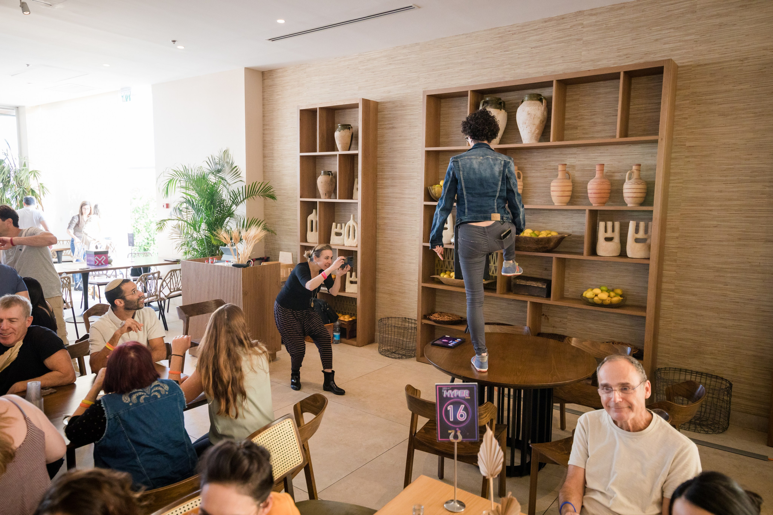 Pfizer. AMIR BUCHNIK PHOTOGRAPHER