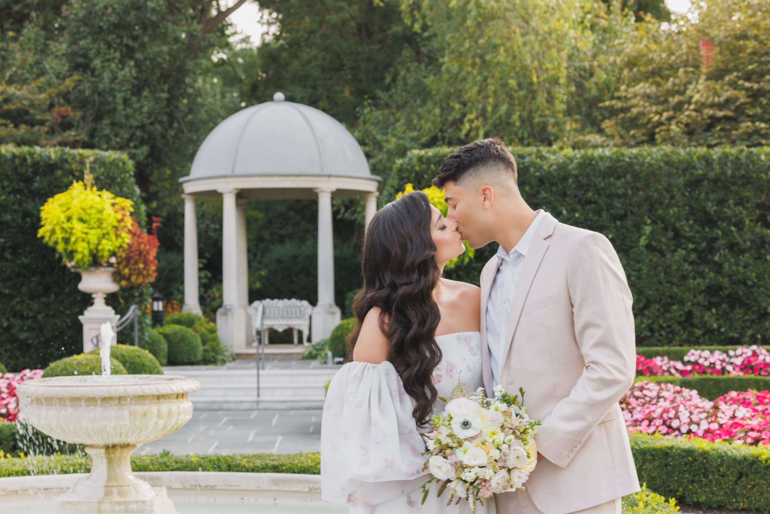 Park Chateau. Luxury Wedding Photography and Cinematography