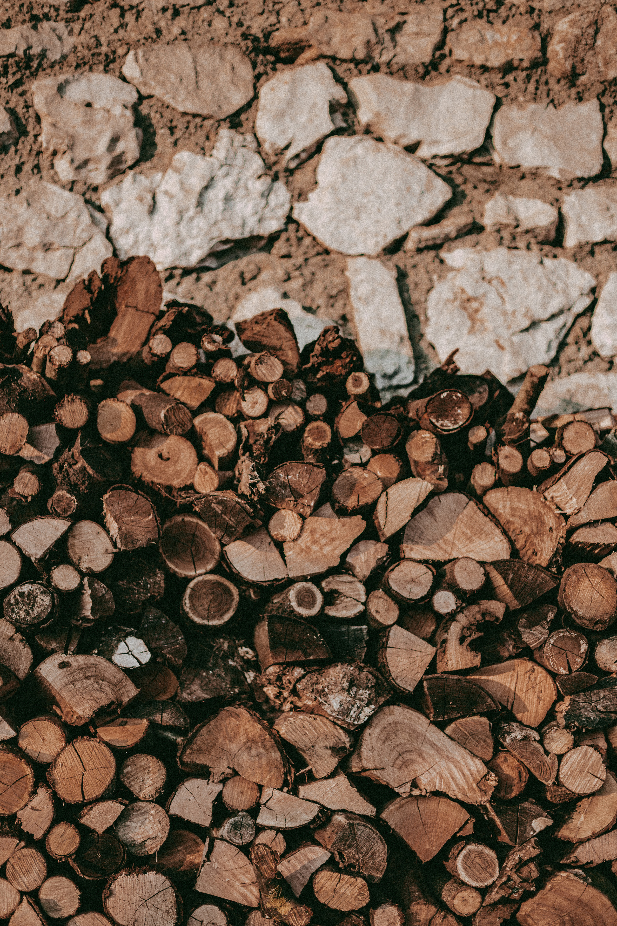 The atmosphere of Lake Garda