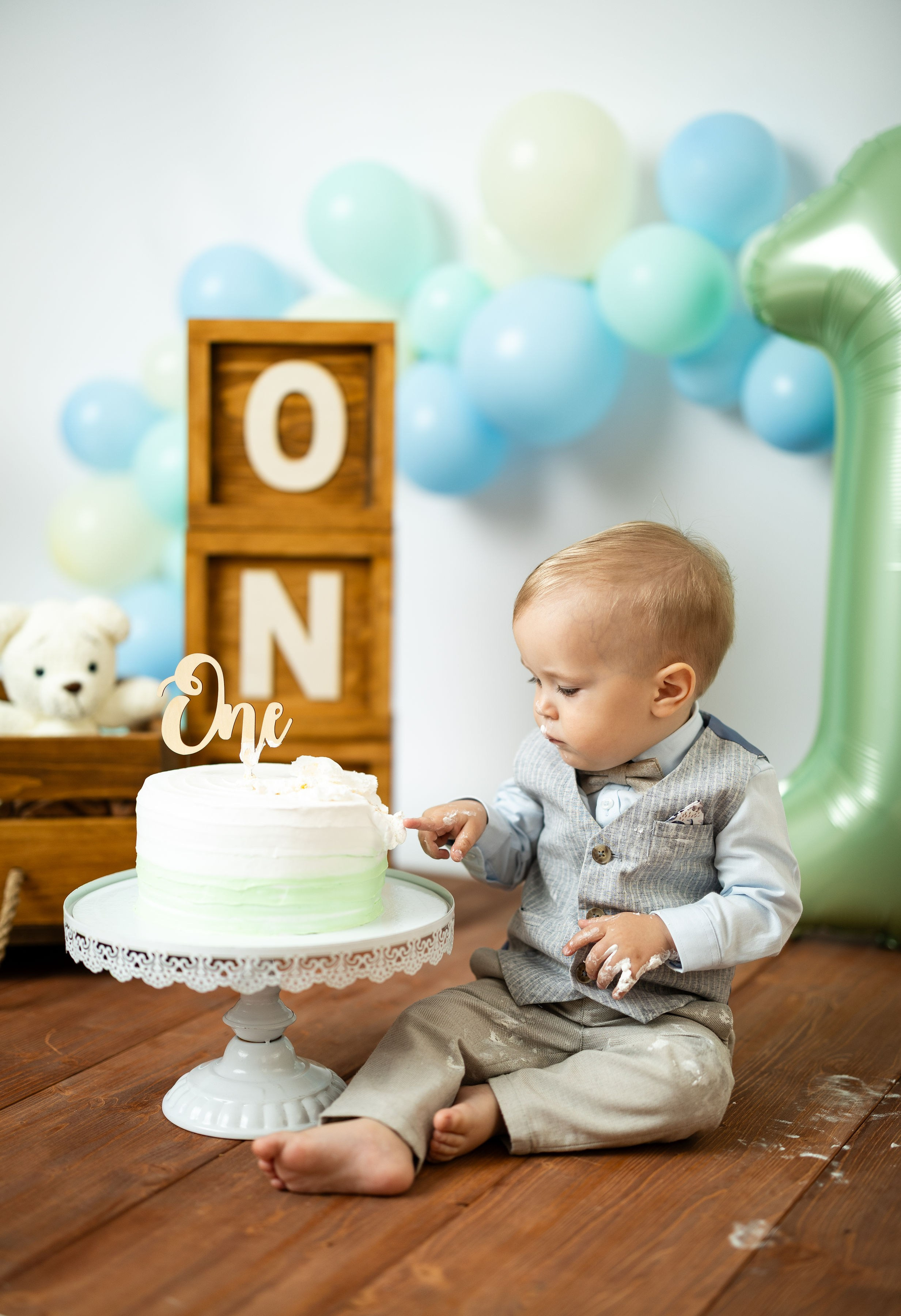 Cake Smash. Novorođenčad, Trudnice i Porodični fotogaf u Beču i Požarevcu Mihajlo Stević