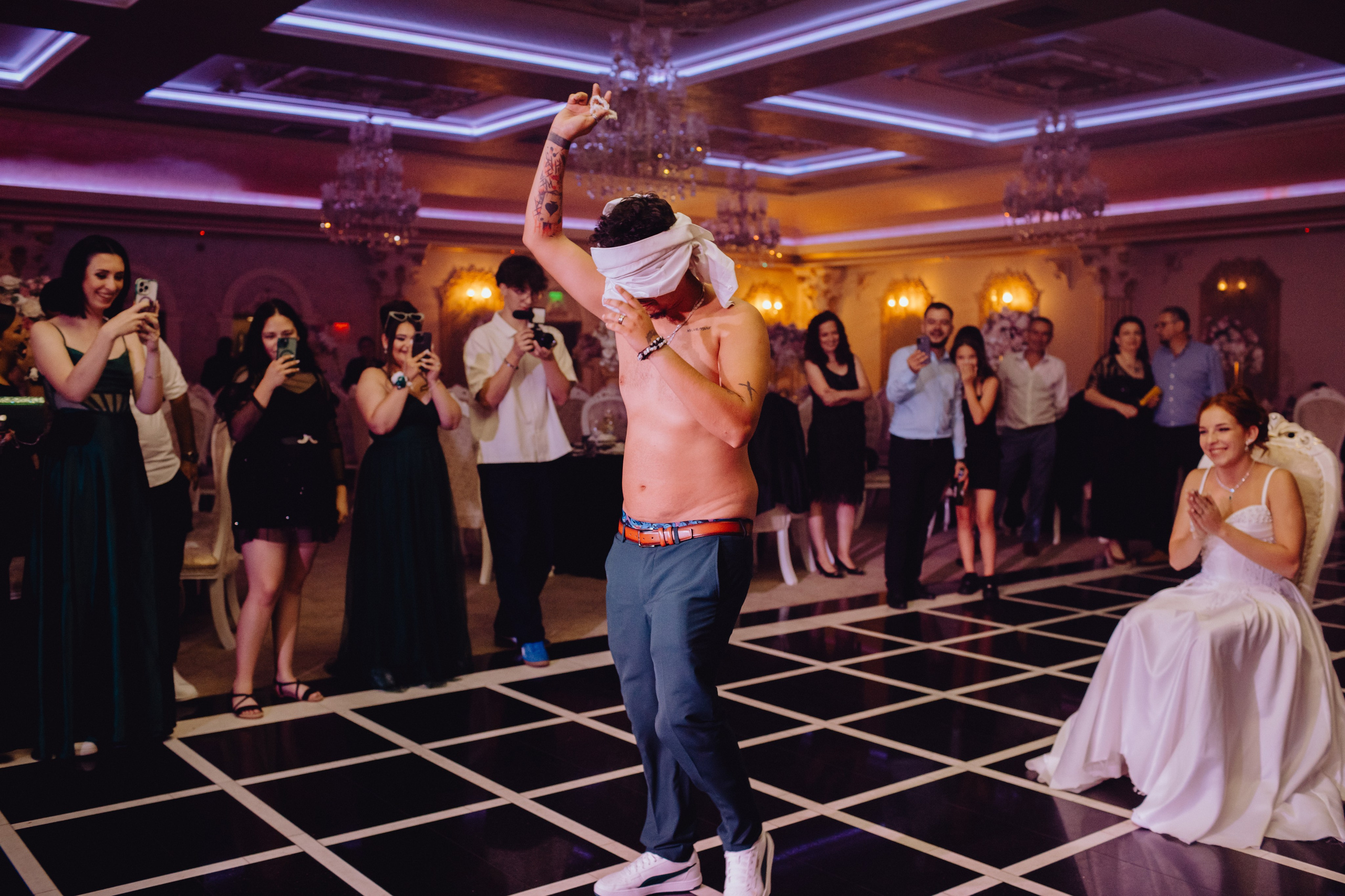 Paul & Maria. Wedding & couple photographer from Romania Rut Vetan