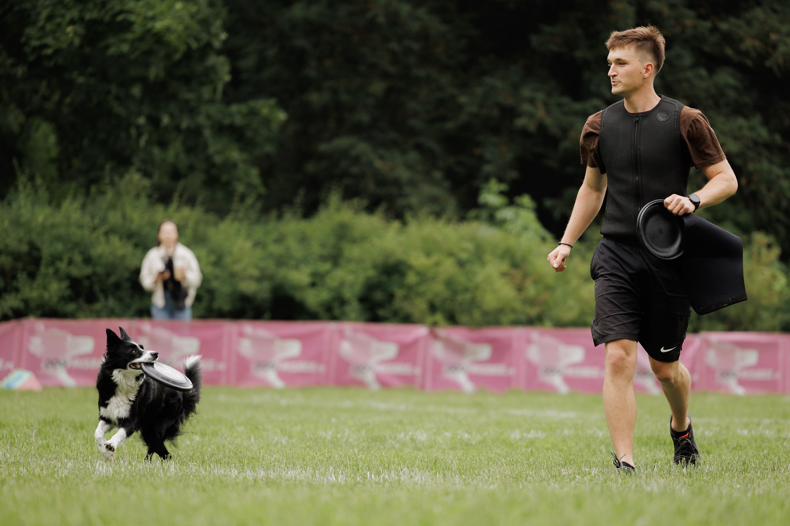 Latające psy, Wrocław'25. Kaja | fotograf psów we Wrocławiu