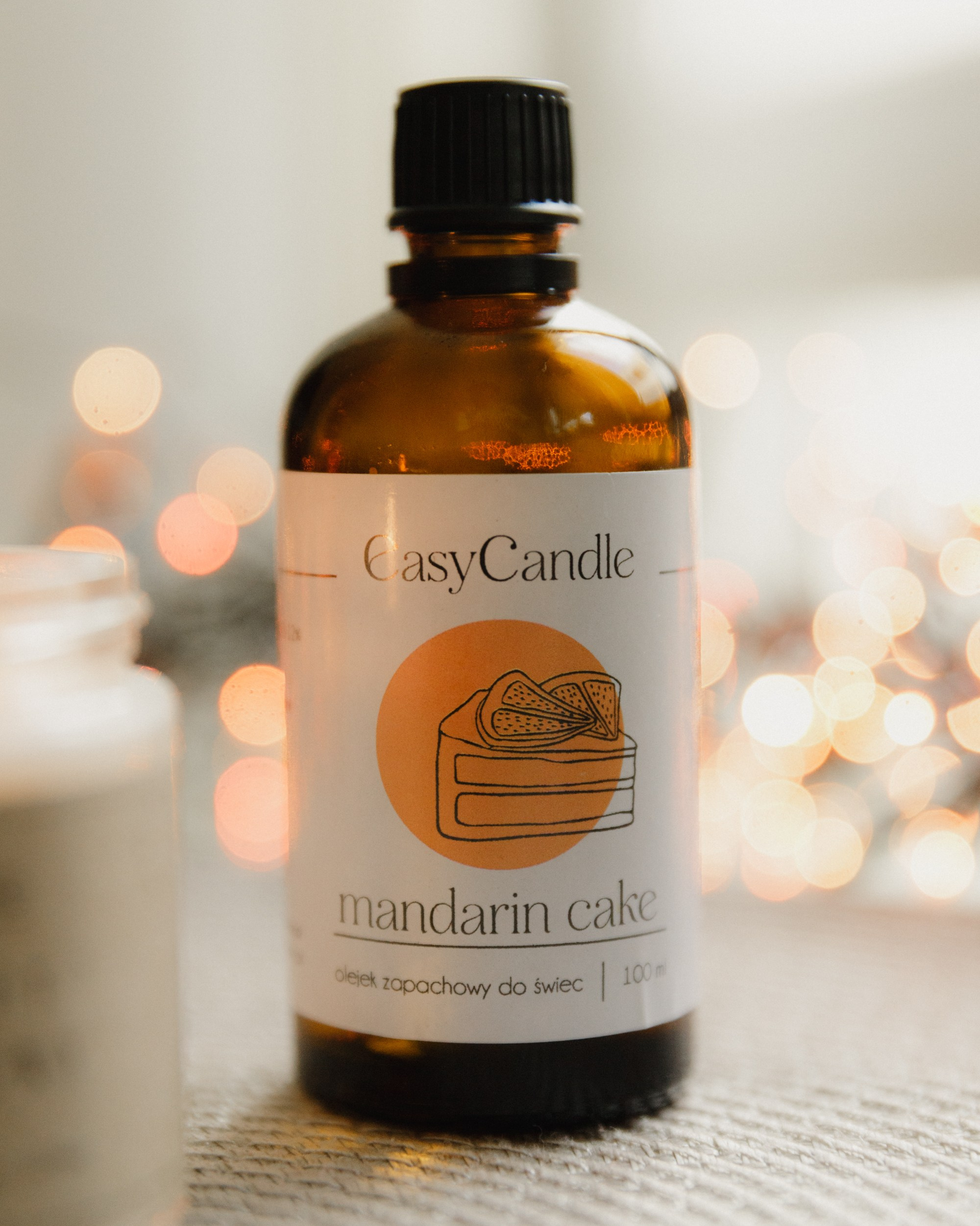 Candles | insta content. Kaja | fotograf we Wrocławiu | ludzie i psy