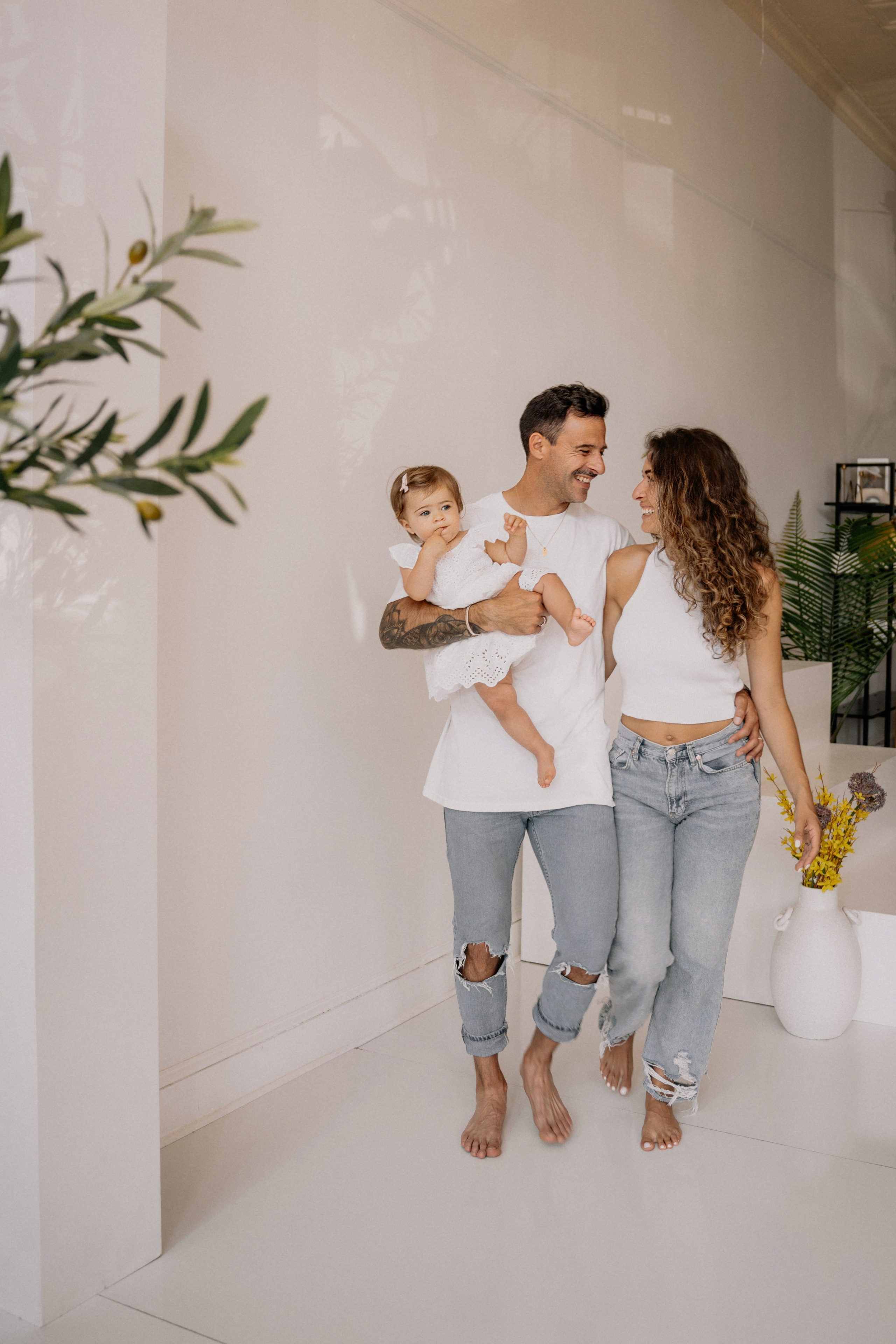 Maryanna, Bill, Mila. 1st year in studio. Wedding and family photographer and videographer PA, NJ, NY, DE, MD