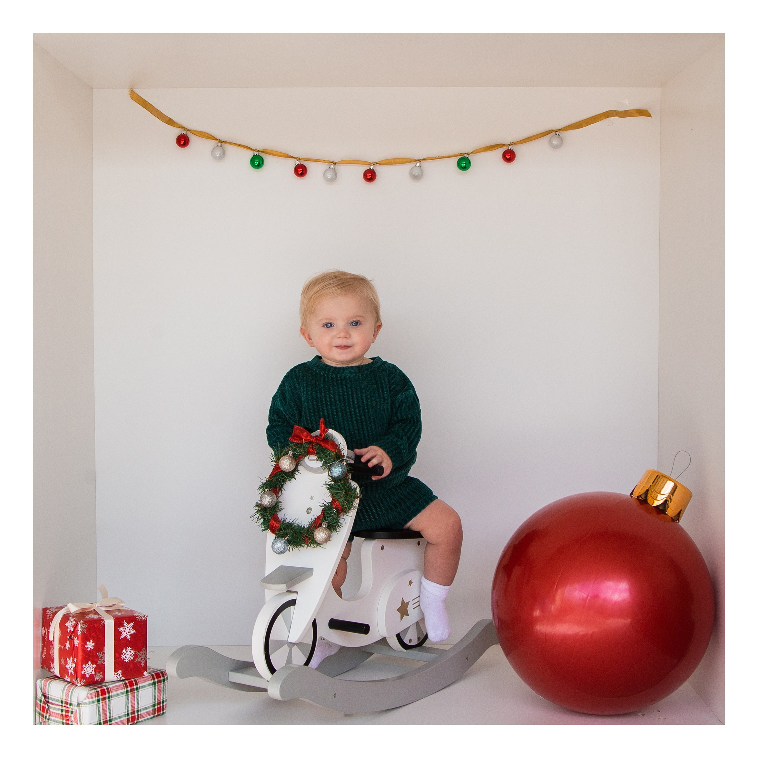 Christmas. Wedding & elopement photographer Viktoriya Kravtsov. Las Vegas