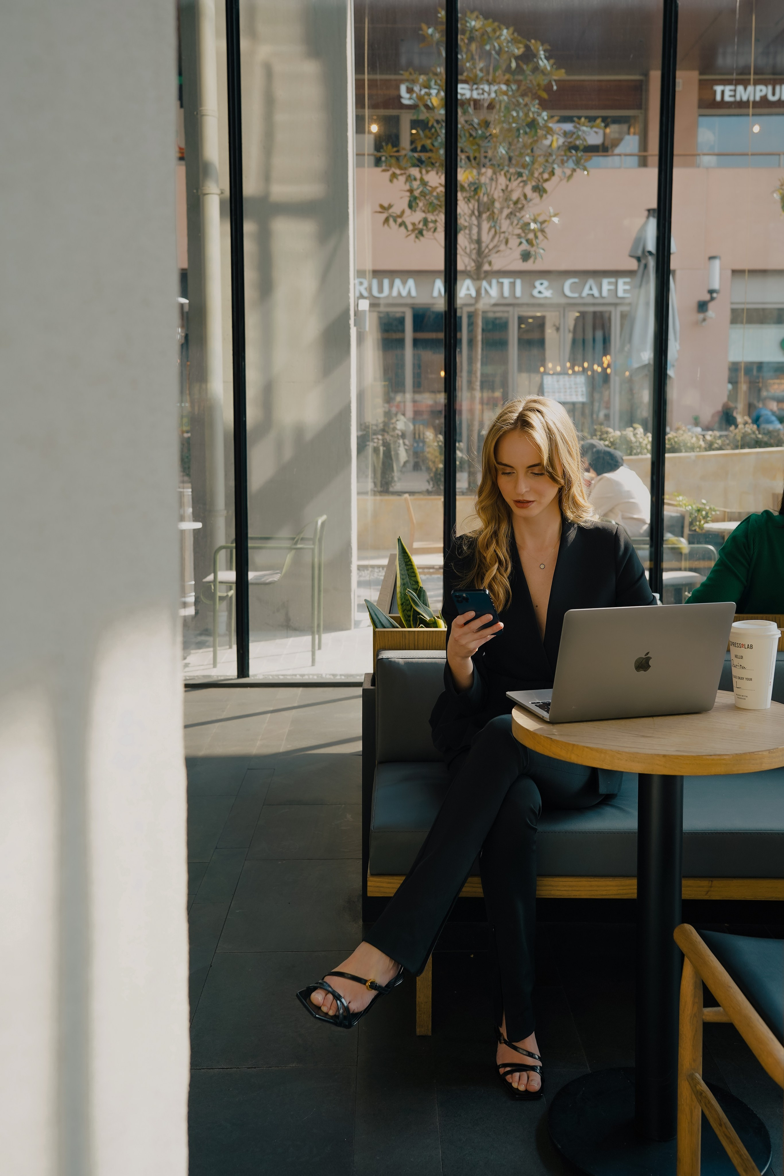 Дарина бизнес съемка. Фотограф Москва Ларина Юлия