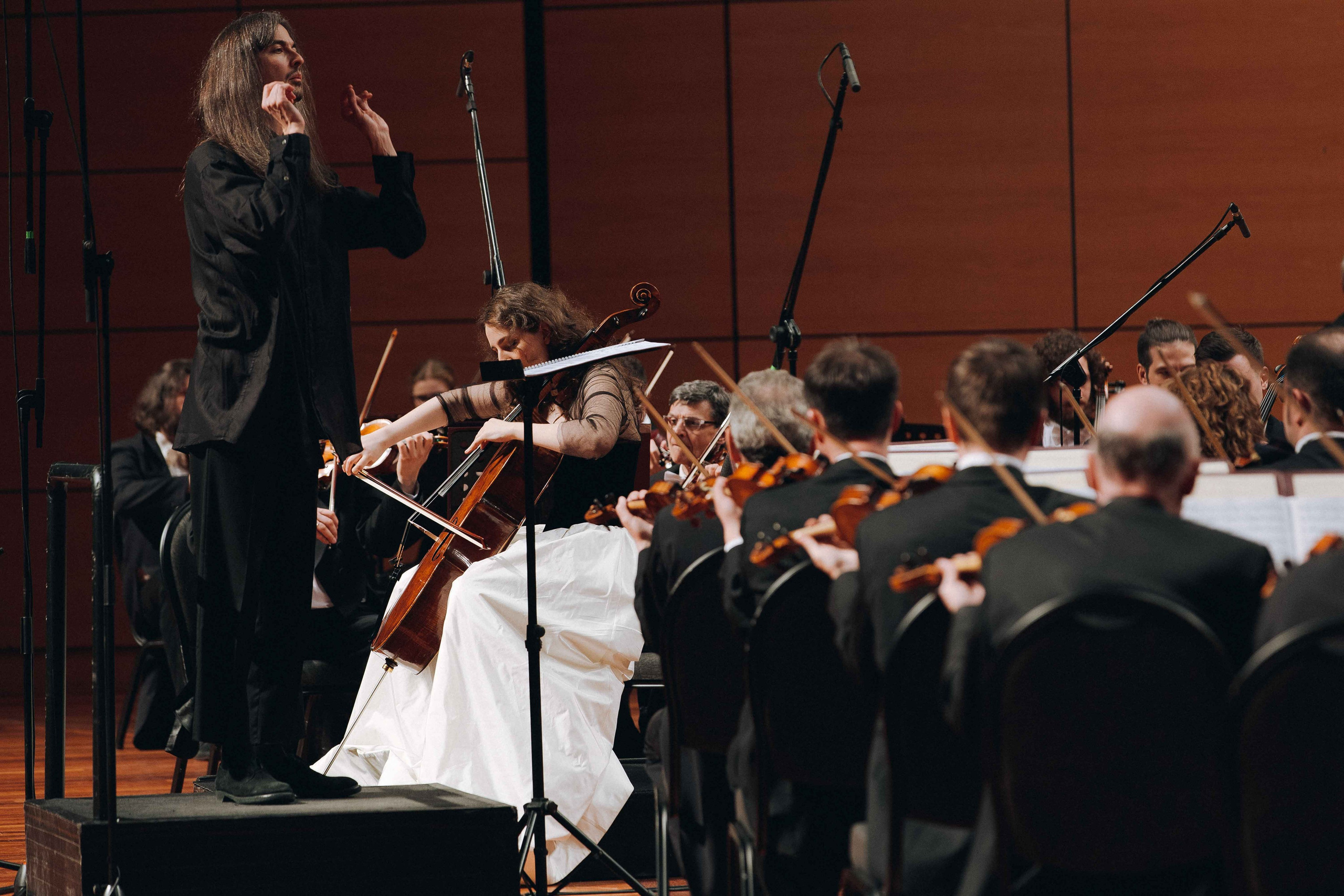 The Tchaikovsky Academic Grand Symphony Orchestra in Istanbul. Wedding&Event photographer Ismail Rzayev in Baku