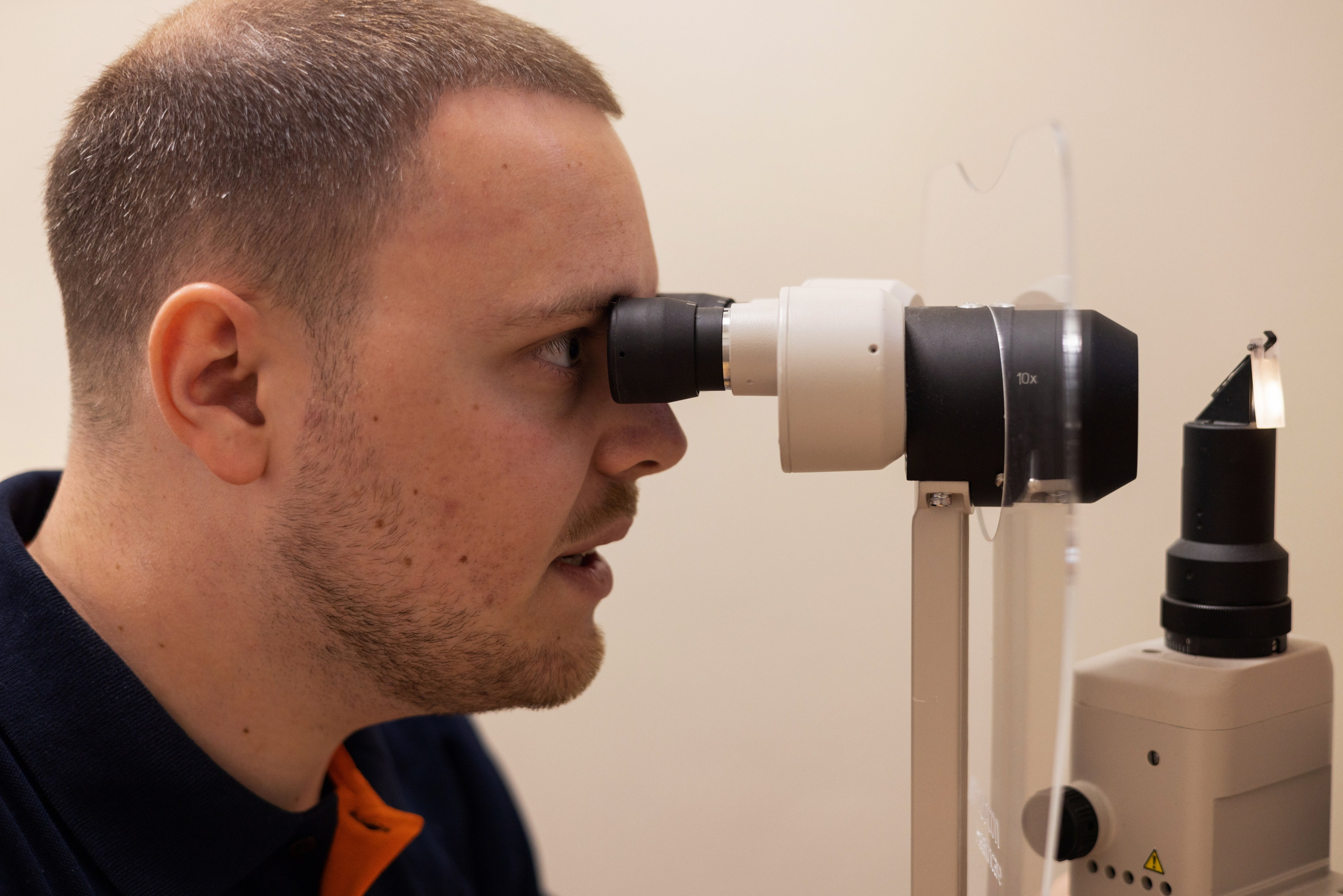 Optiker. Fotografin und Videografin im Raum Osnabrück und Emsland Alla