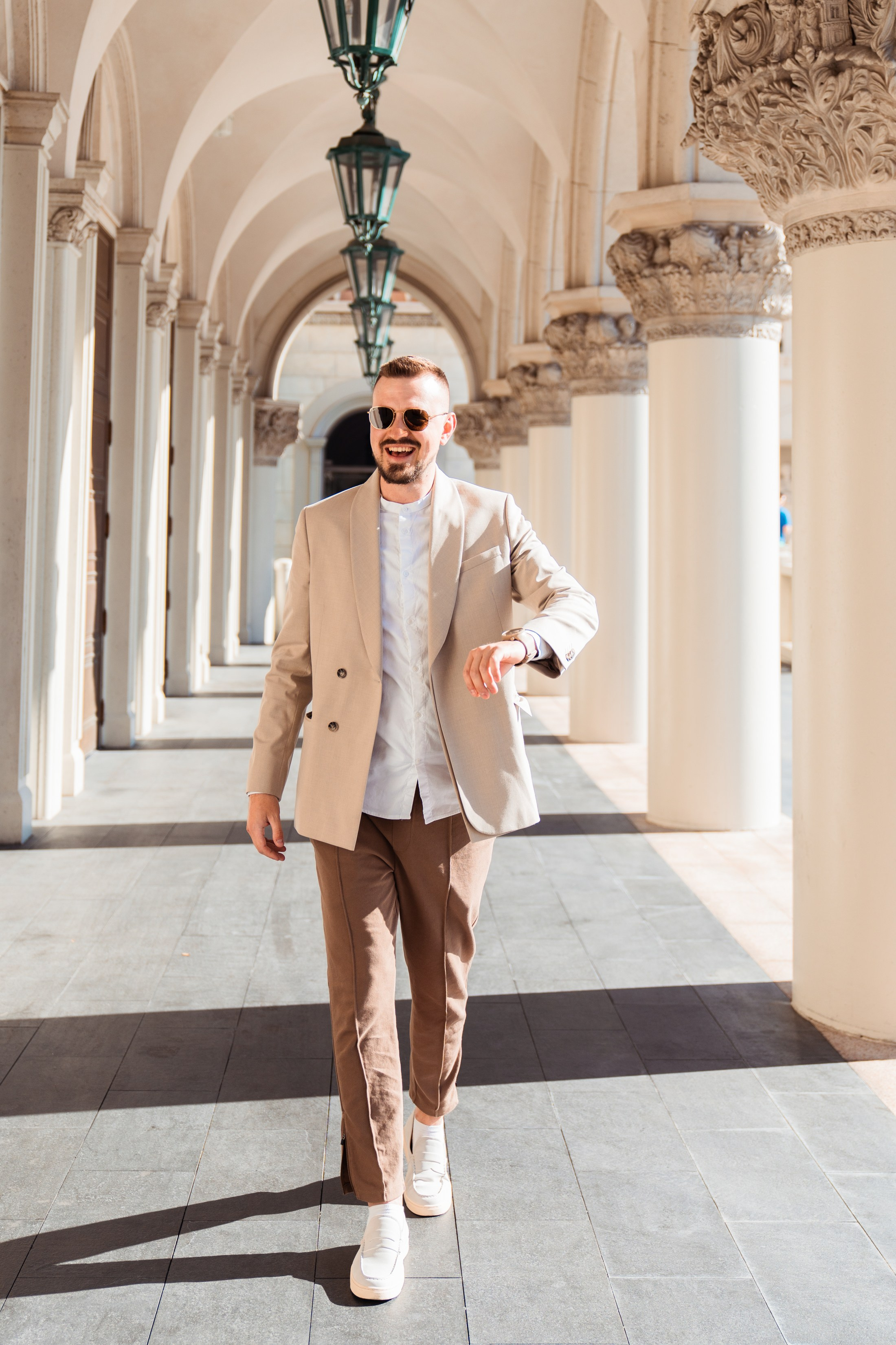 M&S. Wedding & elopement photographer Viktoriya Kravtsov. Las Vegas