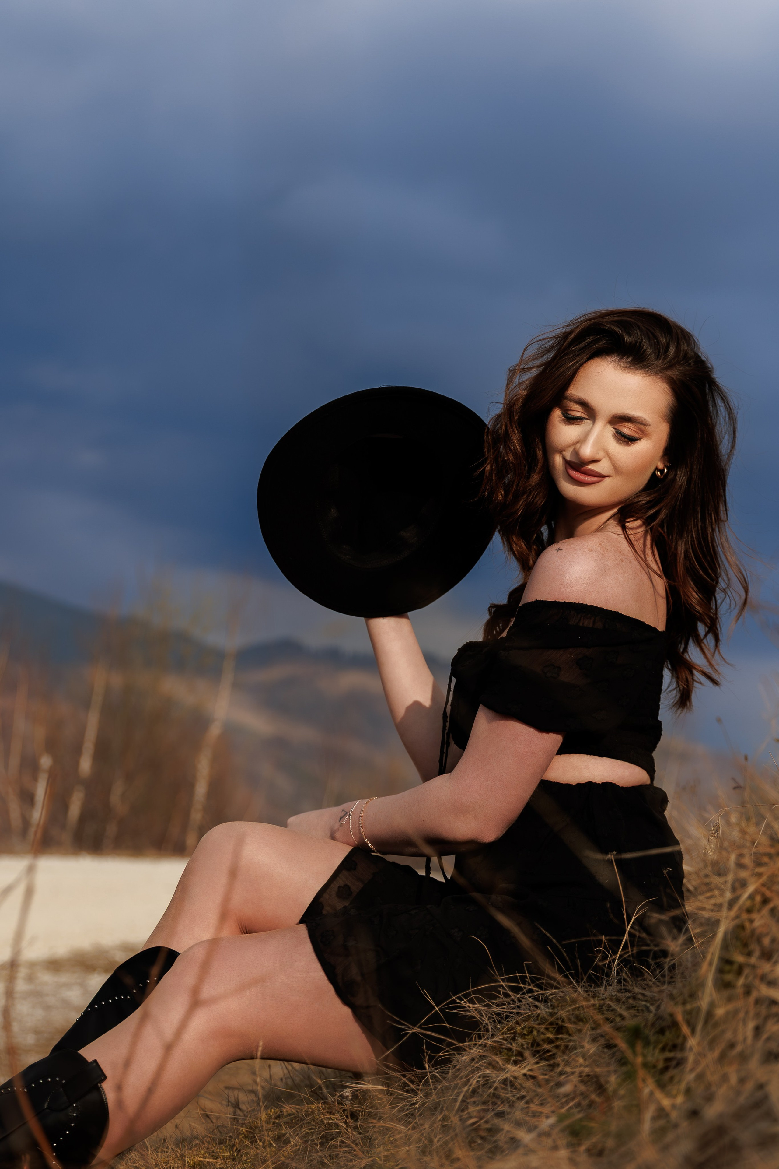 Cristina - Photoshoot - Mausoleul Mateiaș. Fotograf Profesionist Pitesti-Bucuresti| Mircea Seinea