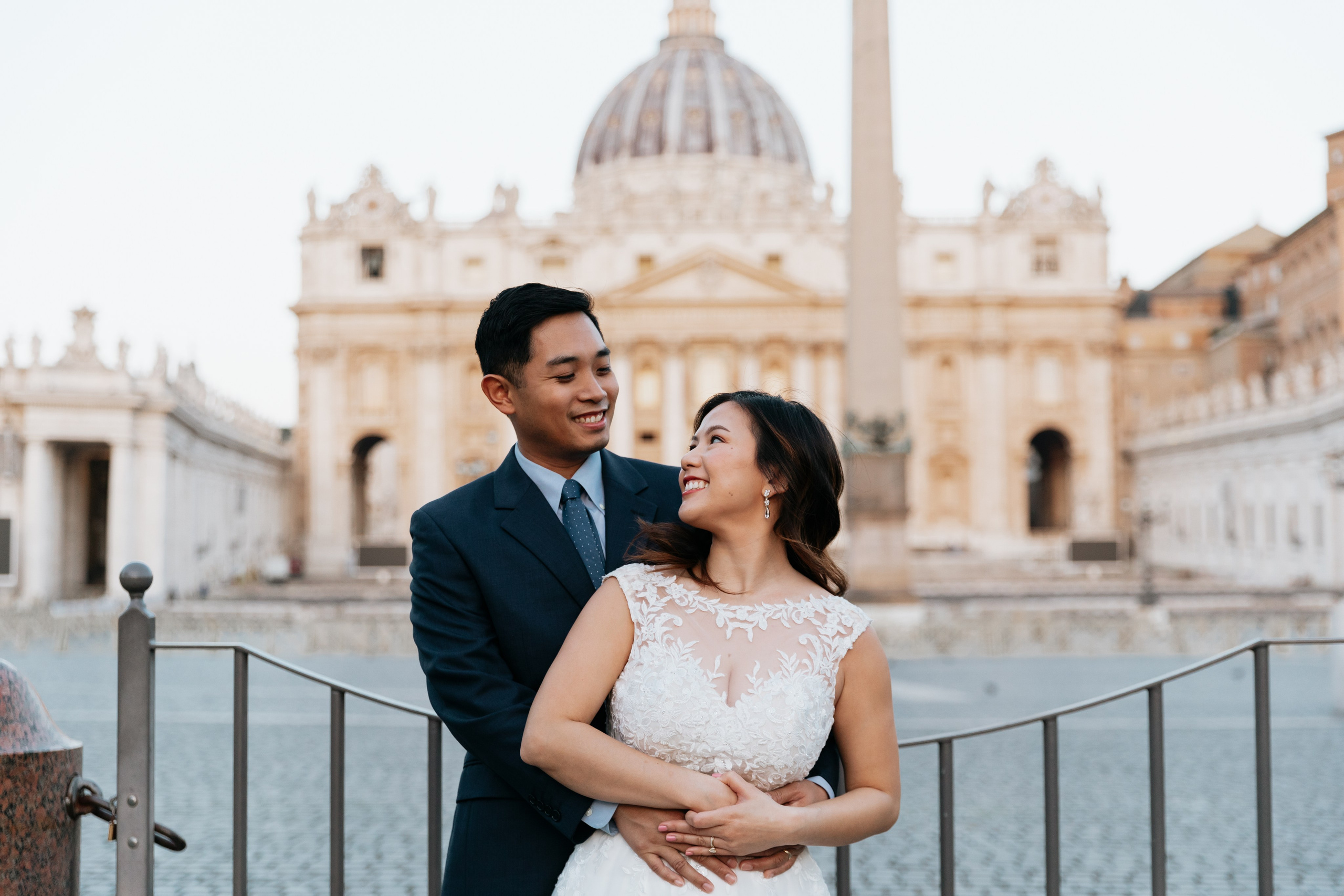 Elopement photoshoot in Rome. Photographer in Rome