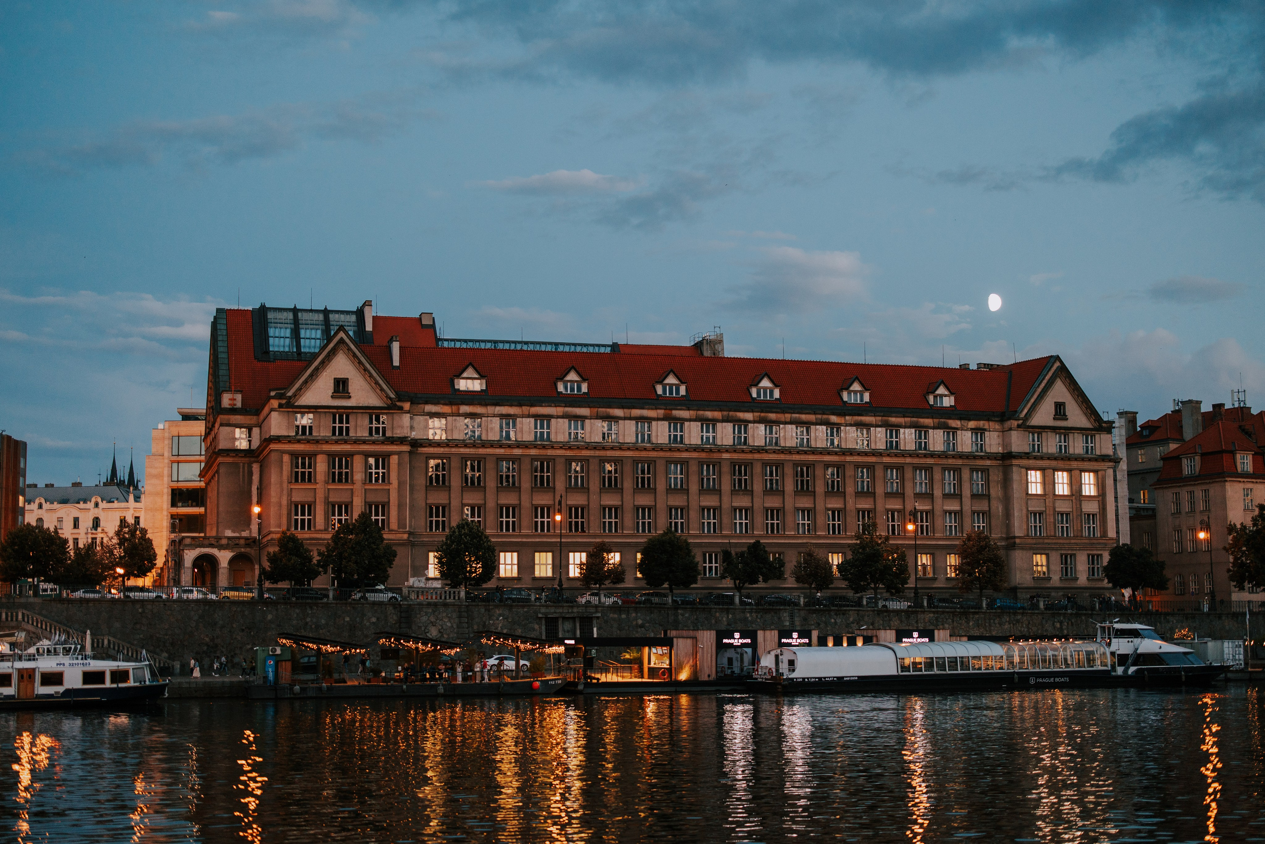 Johanneshof, Prague. AMIR BUCHNIK PHOTOGRAPHER