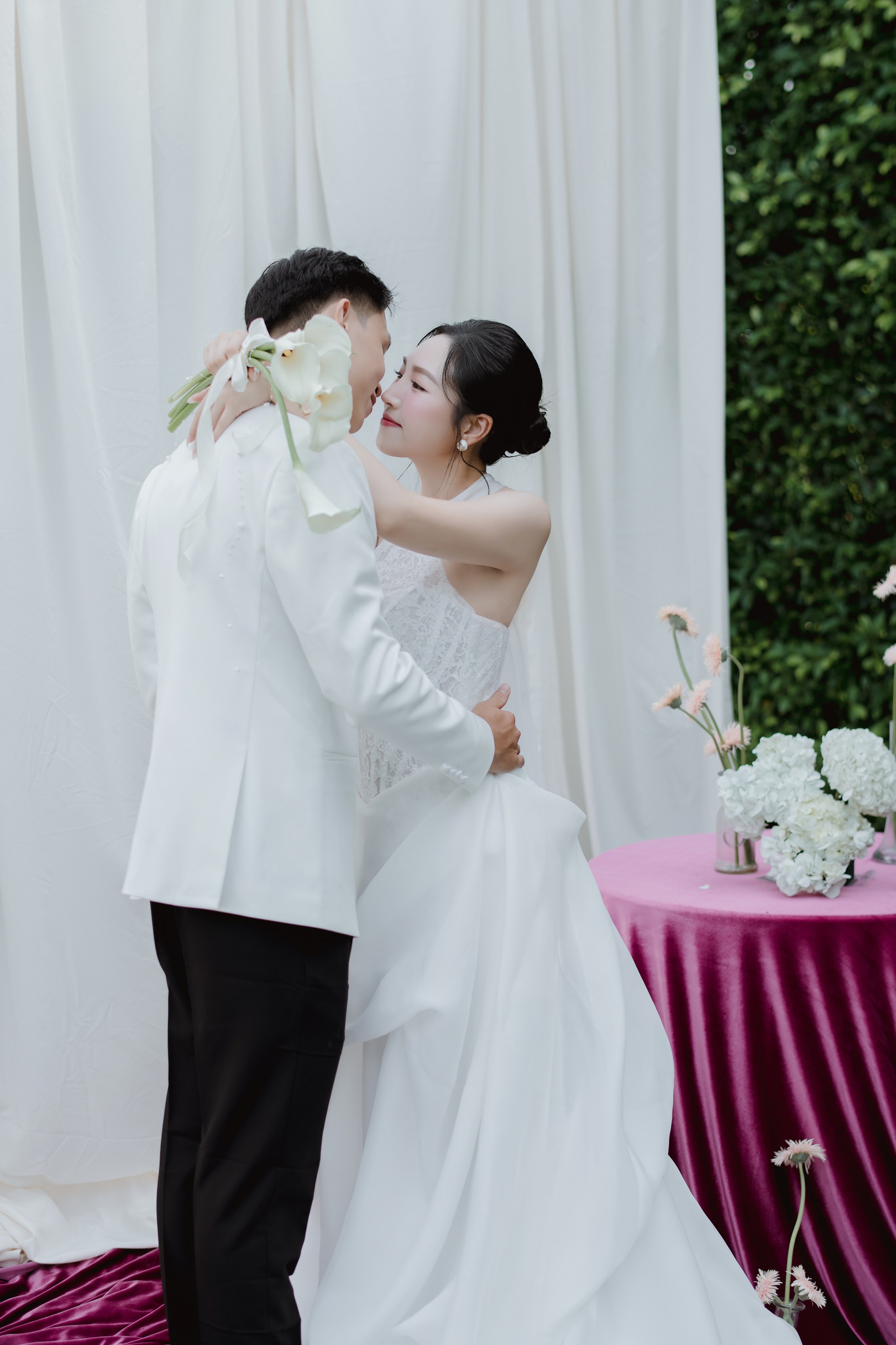 Long + Thanh. BenColor Studio